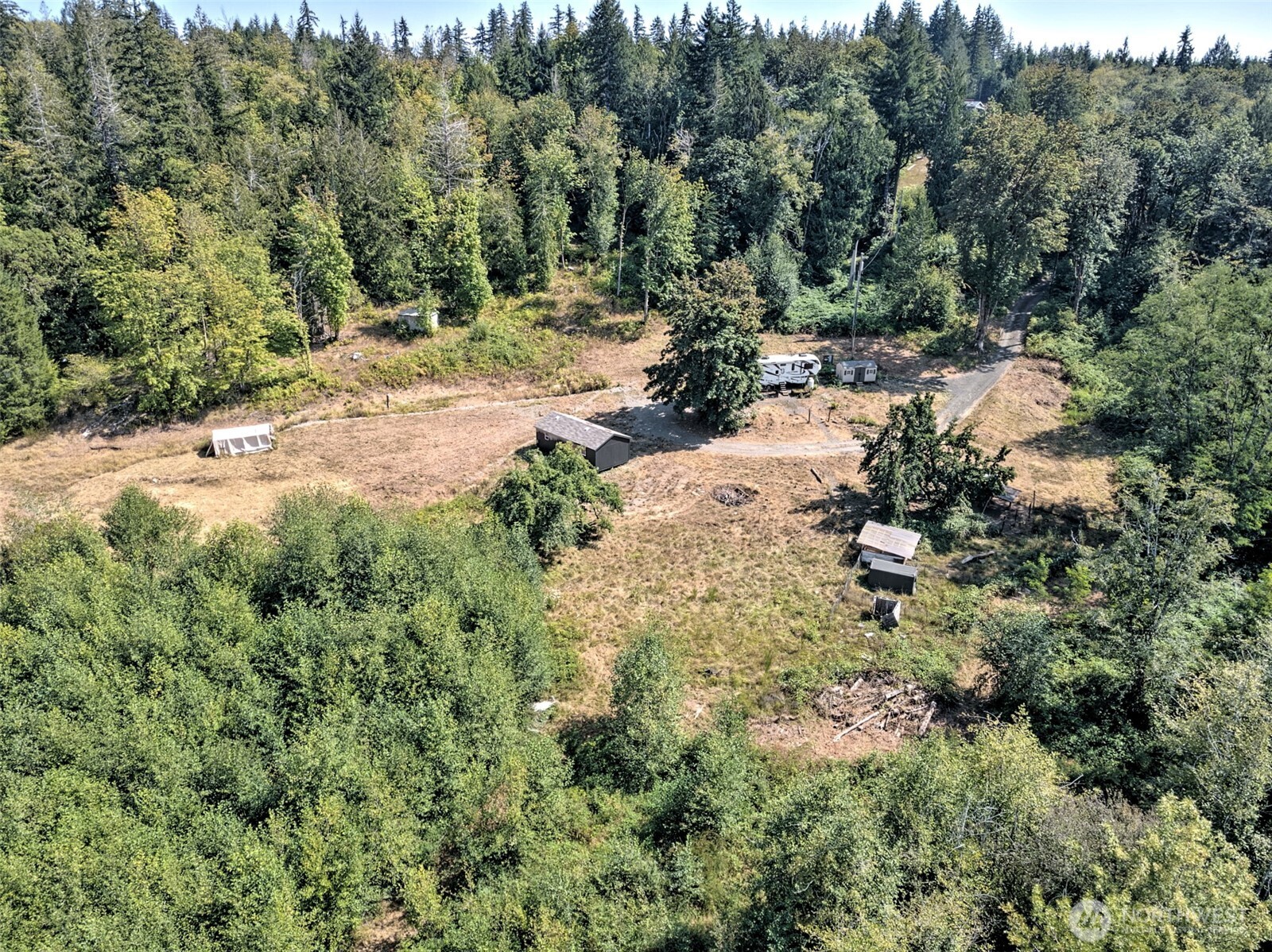 1250 E Crestview Drive Property Photo 1