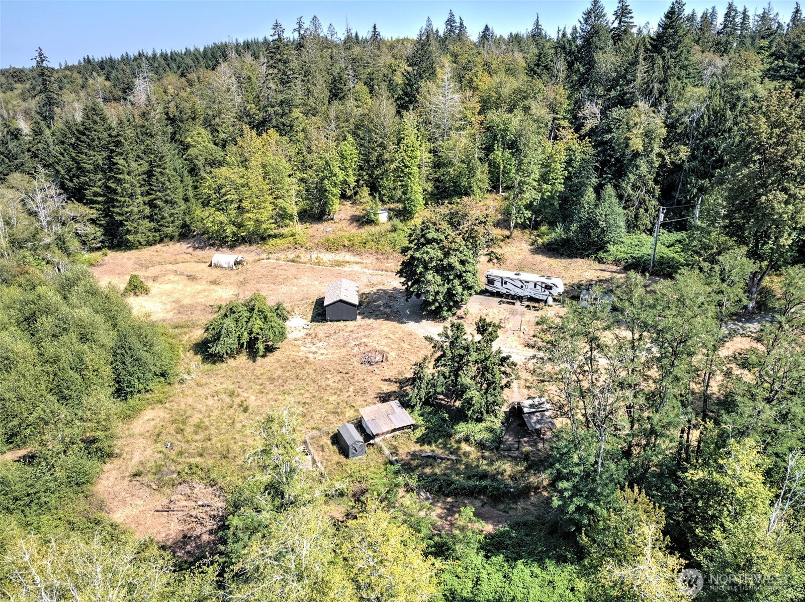 1250 E Crestview Drive Property Photo 5