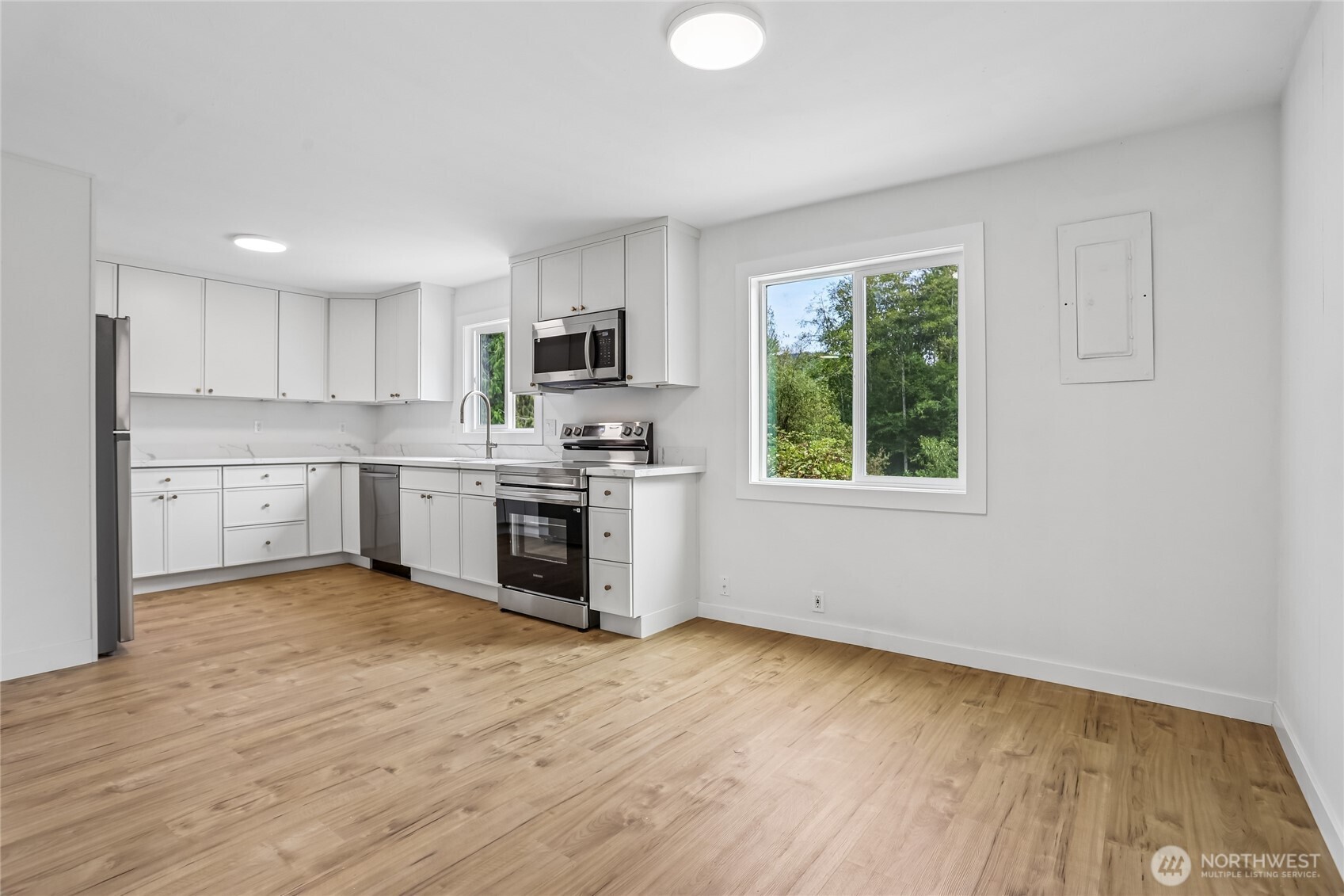 32813 132nd Street Property Photo 6