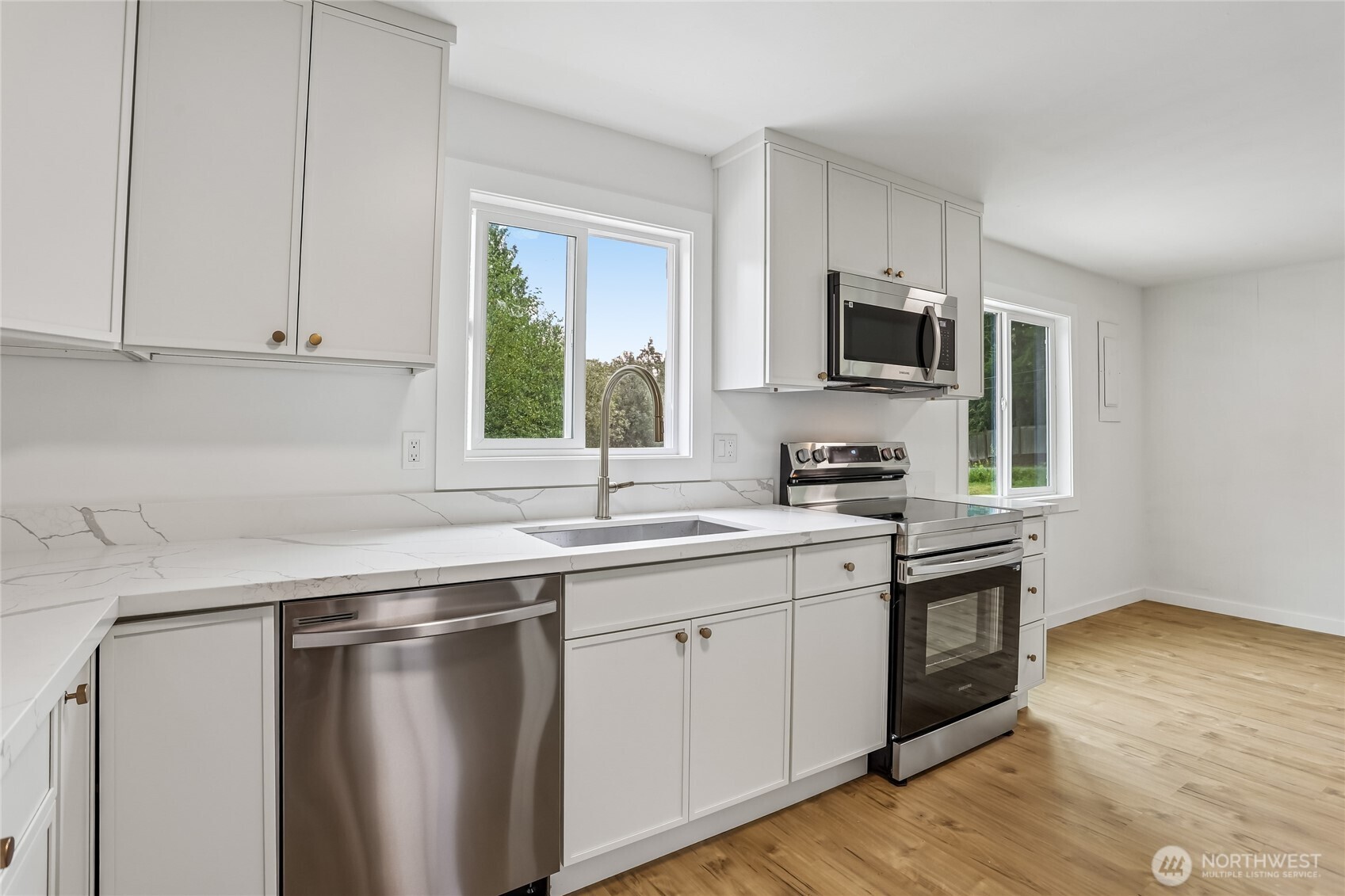 32813 132nd Street Property Photo 9
