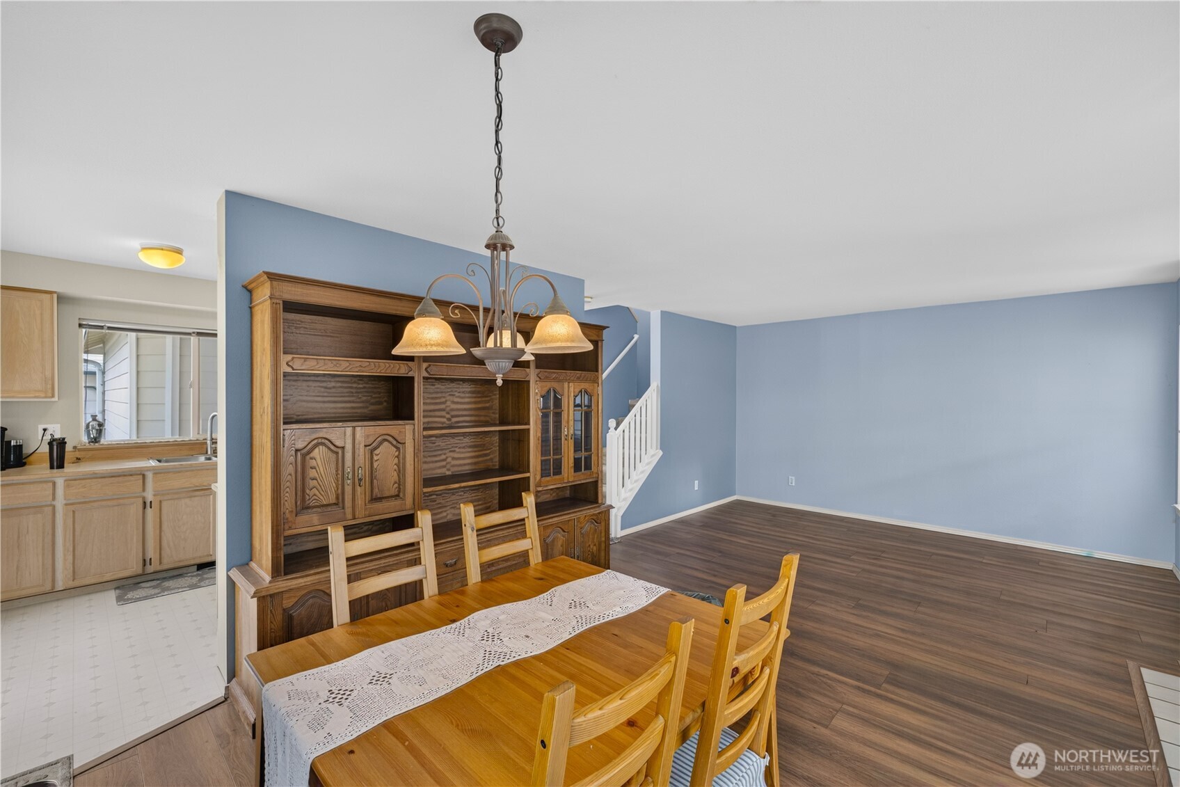 1131 115th Street M4 Property Photo 8