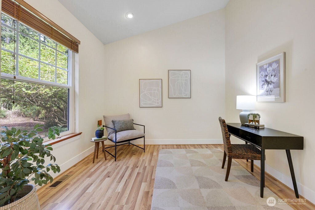 4770 Willamette Street Property Photo 6