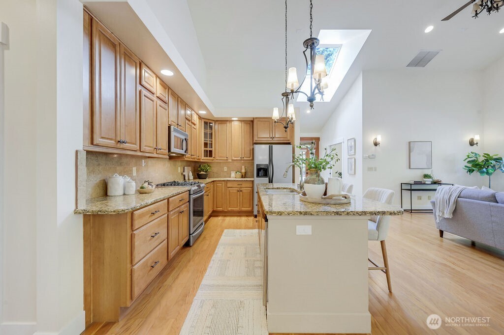 4770 Willamette Street Property Photo 16
