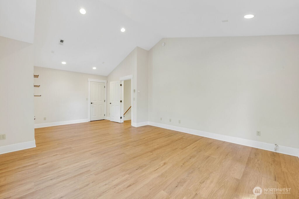 4770 Willamette Street Property Photo 28