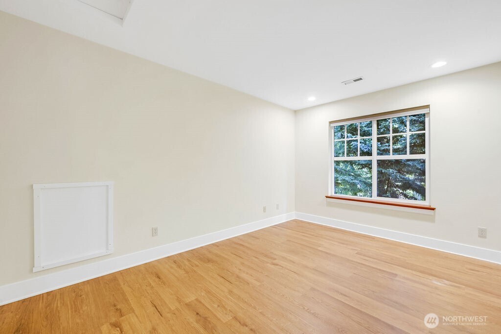 4770 Willamette Street Property Photo 33