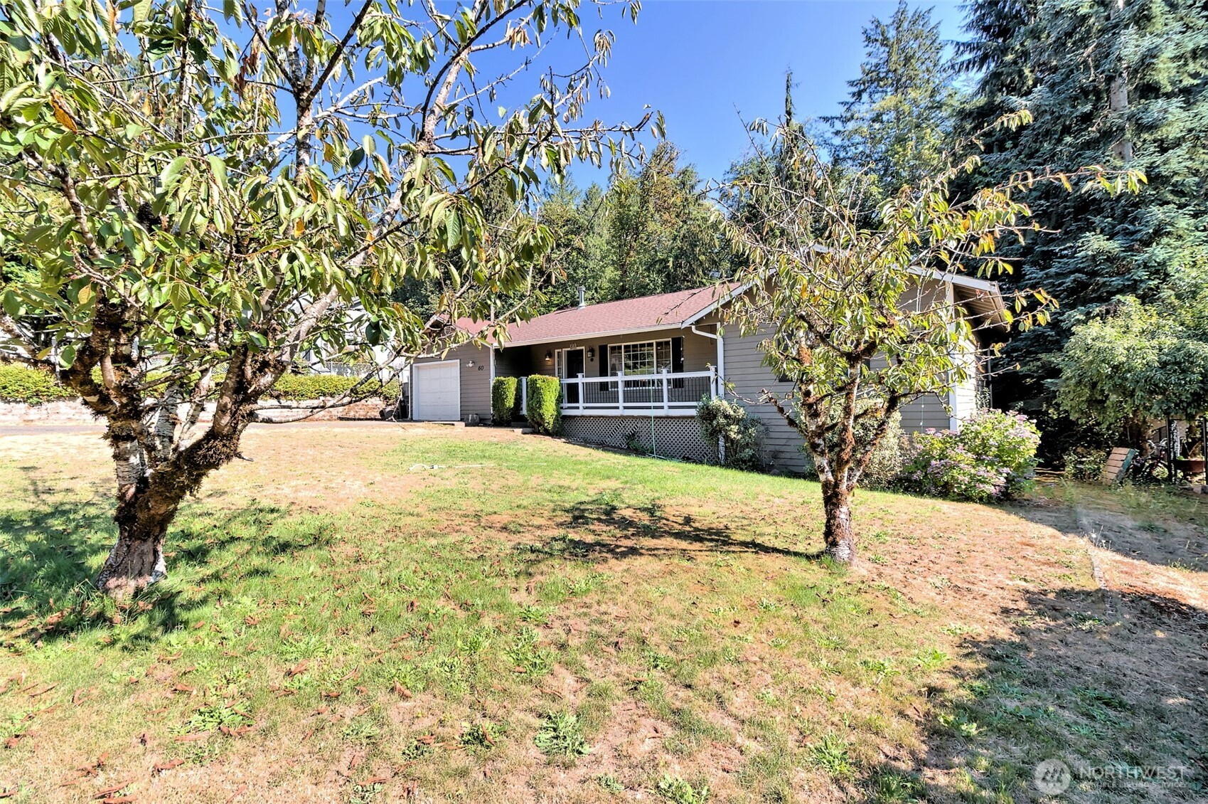 60 Ne Riverhill Lane Property Photo 2