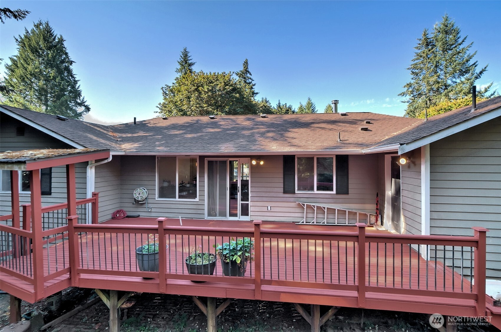 60 Ne Riverhill Lane Property Photo 3