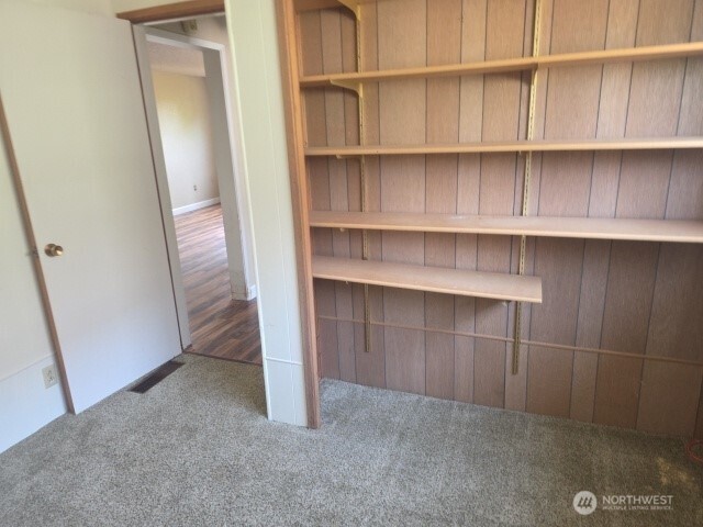 1611 Oakes Avenue Property Photo 12