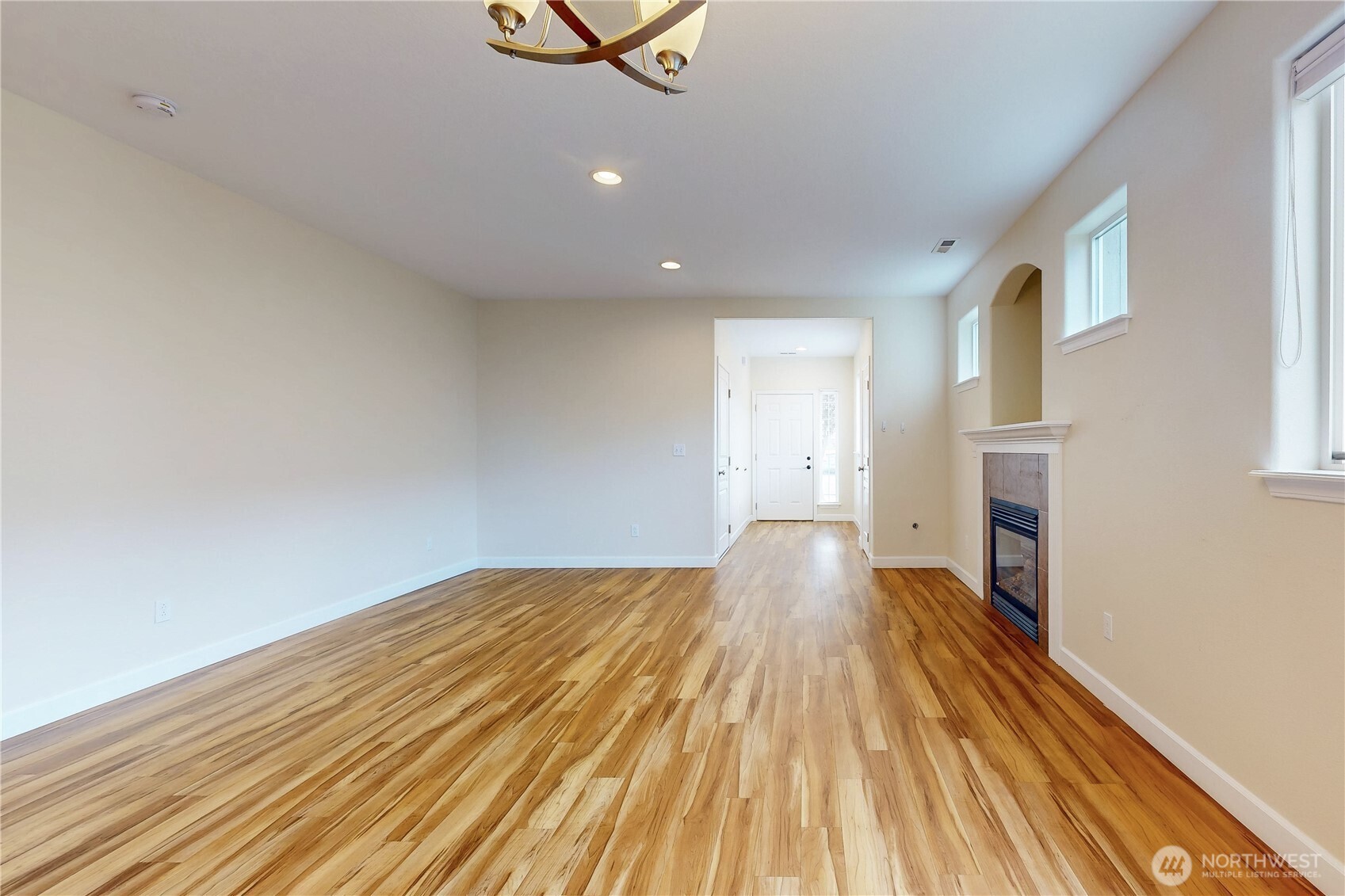 1212 Sw Carver Street Property Photo 5