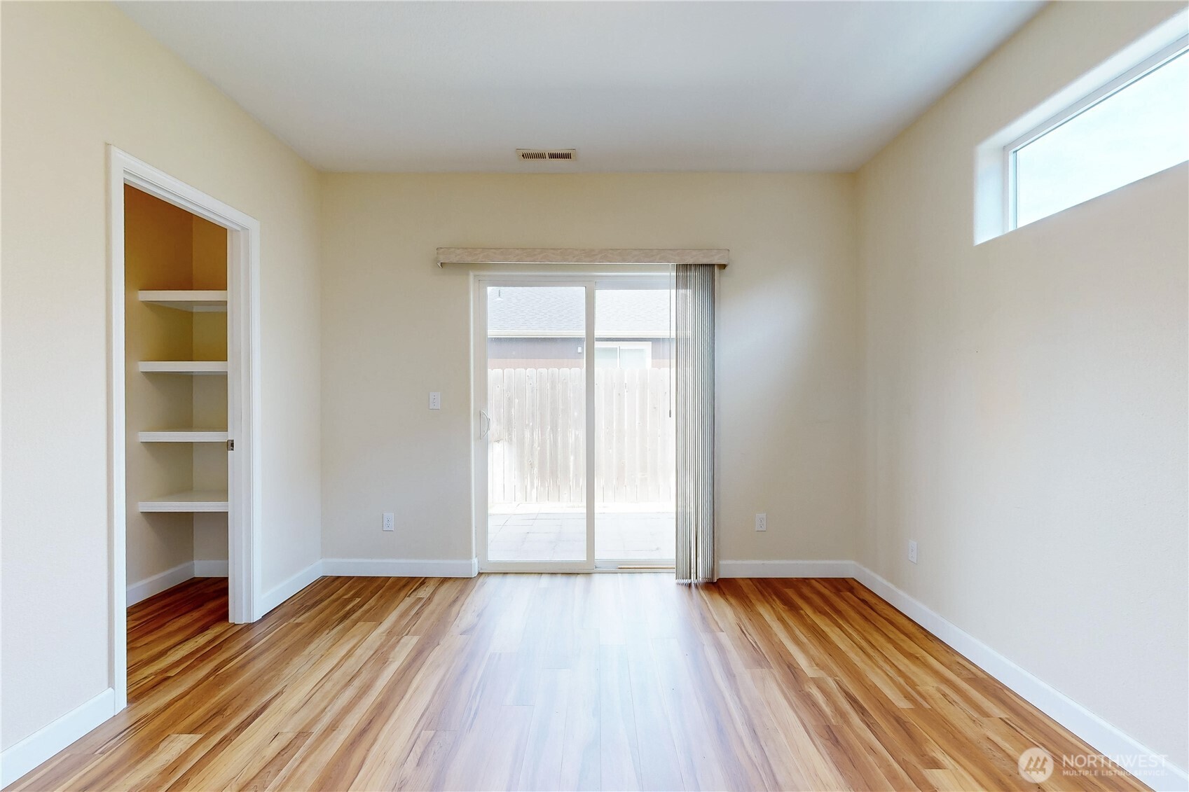 1212 Sw Carver Street Property Photo 10