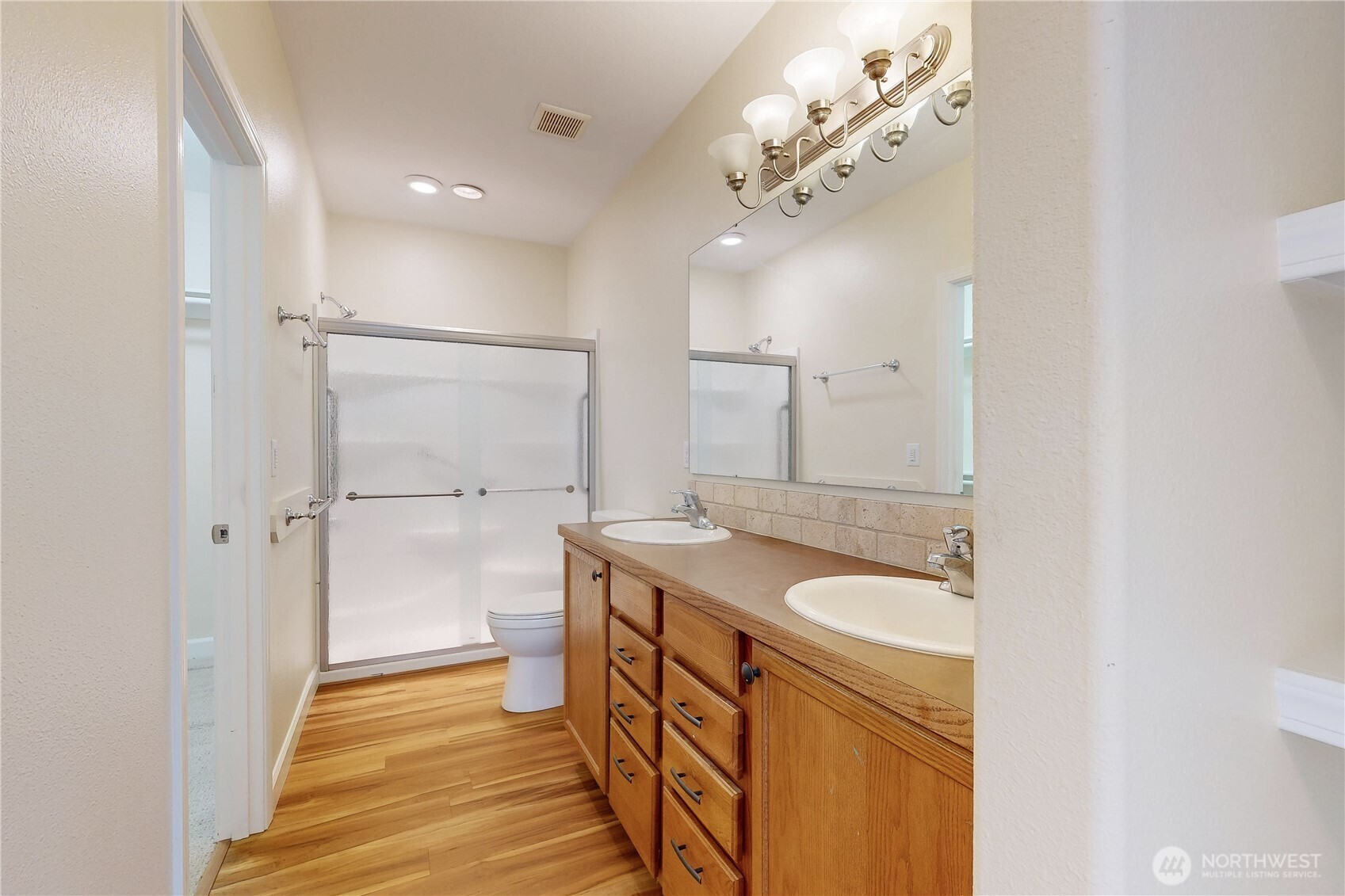1212 Sw Carver Street Property Photo 12