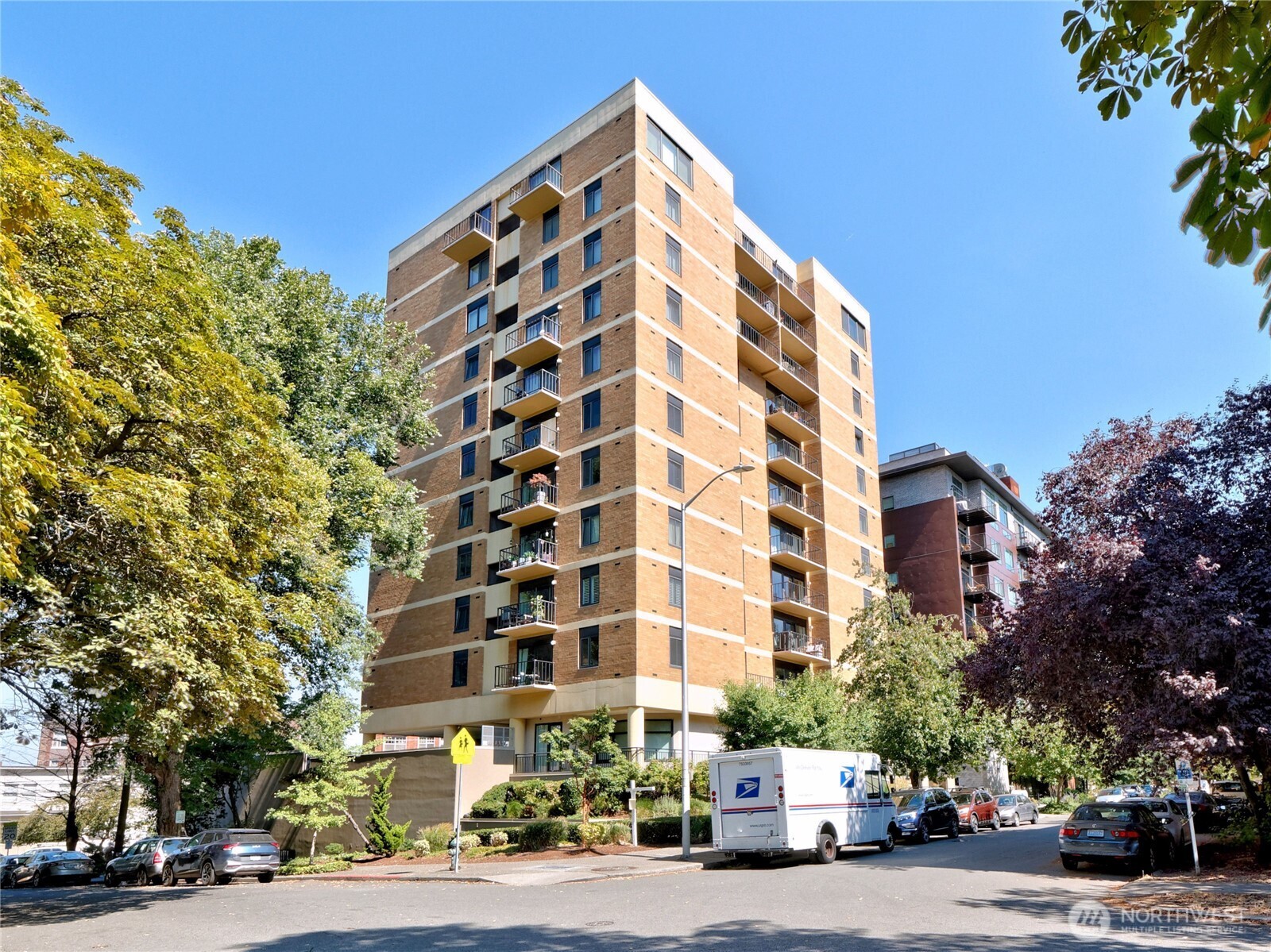 1300 University Street 2A Property Photo 1