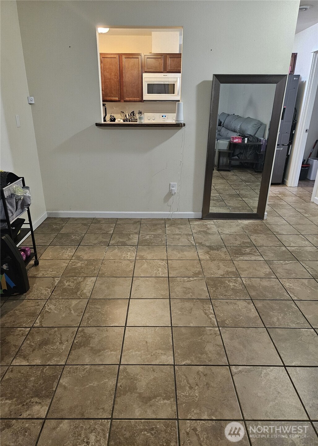 8921 Commercial Street Property Photo 5