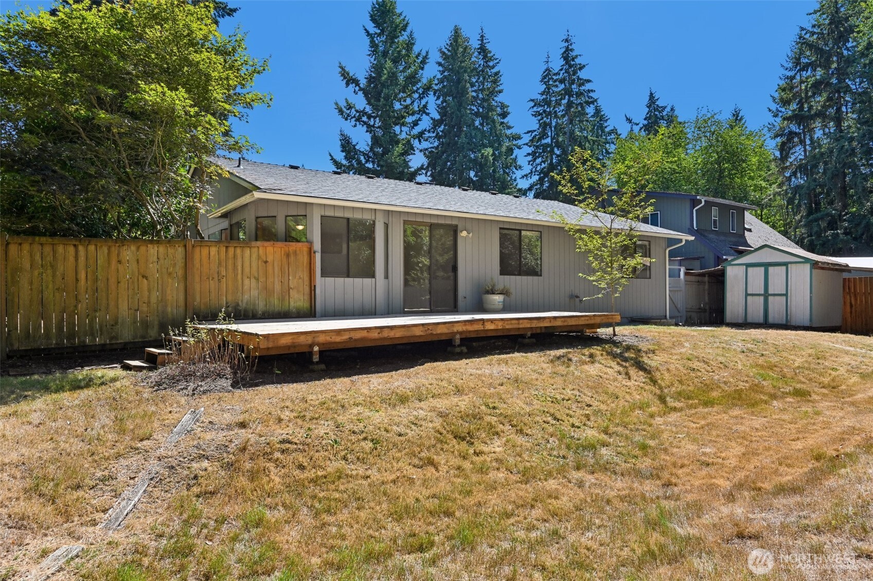 9003 159th Street Property Photo 28