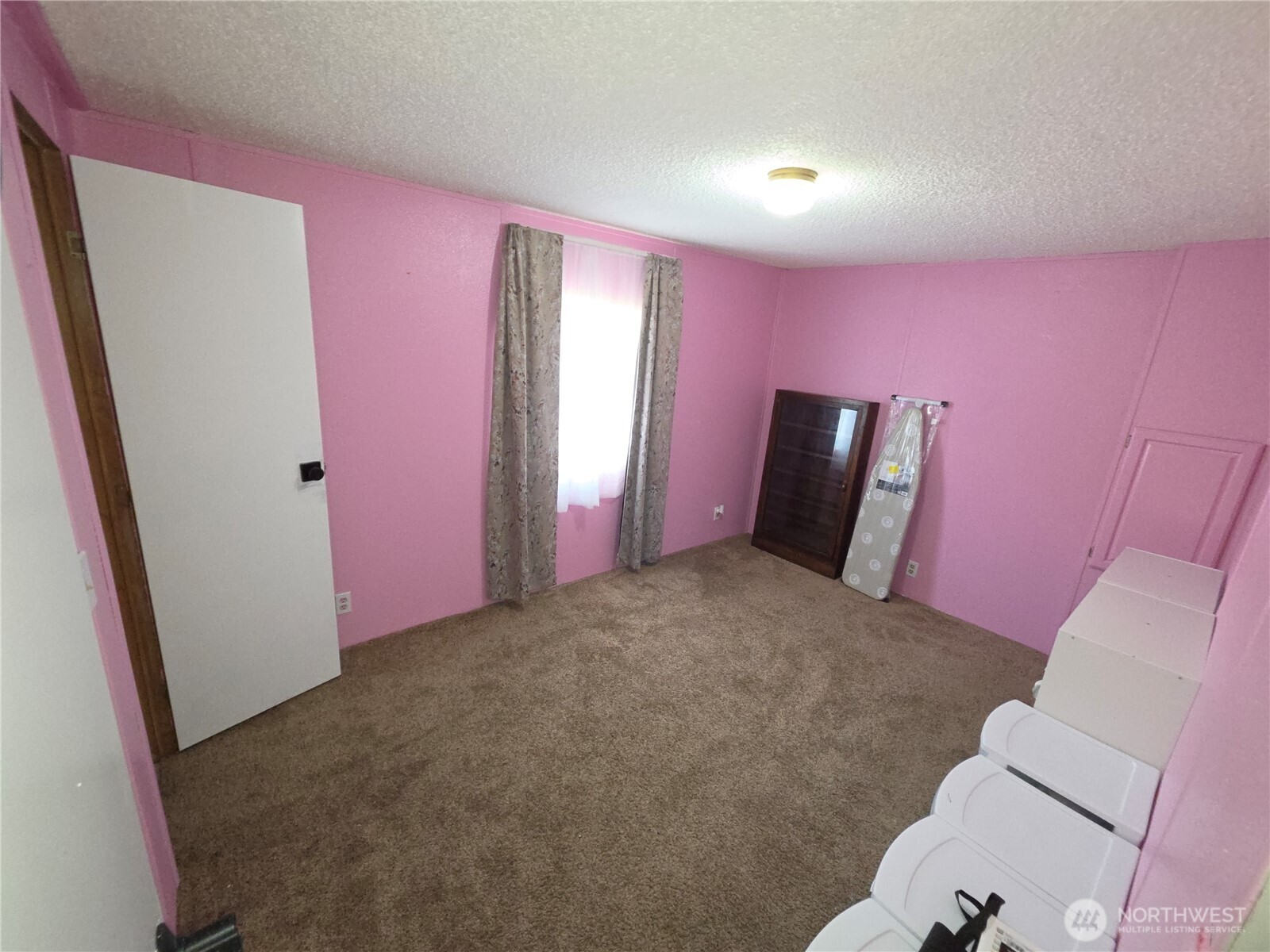 1019 Stanford Drive 20 Property Photo 27