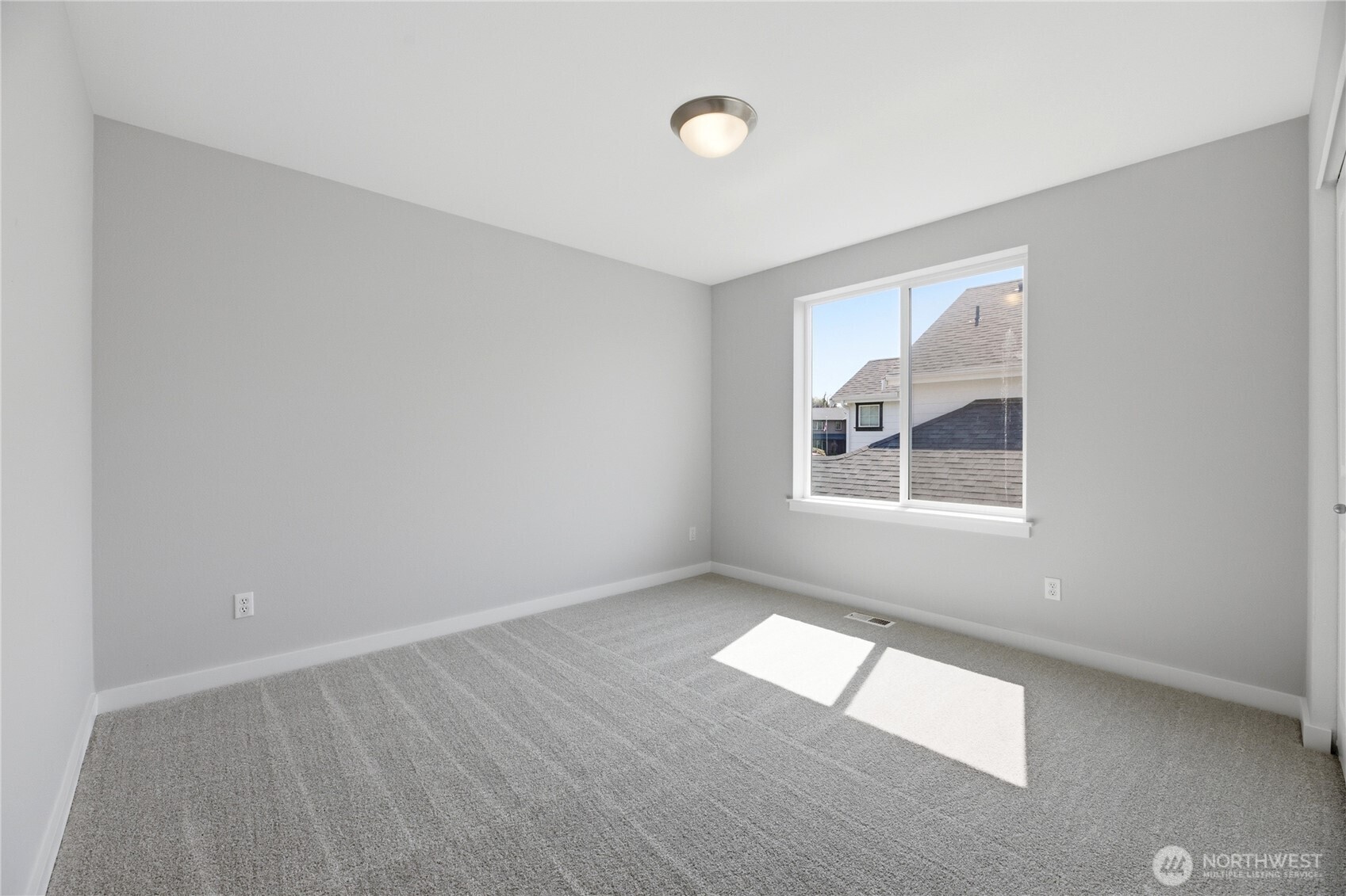 9228 227th Avenue Property Photo 26