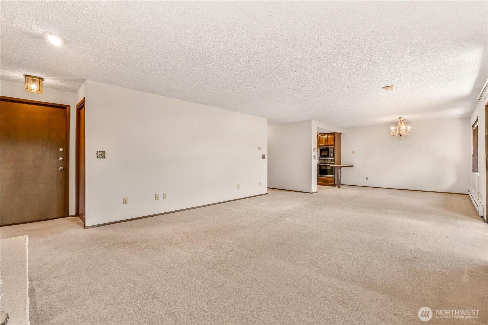 2418 Euclid Avenue 6 Property Photo 11