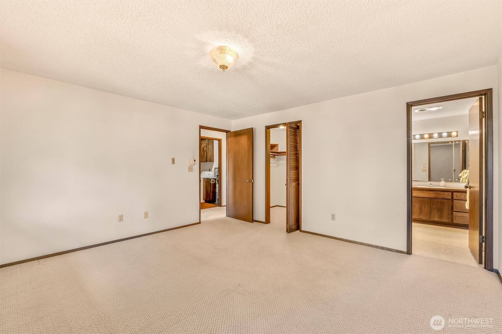 2418 Euclid Avenue 6 Property Photo 19