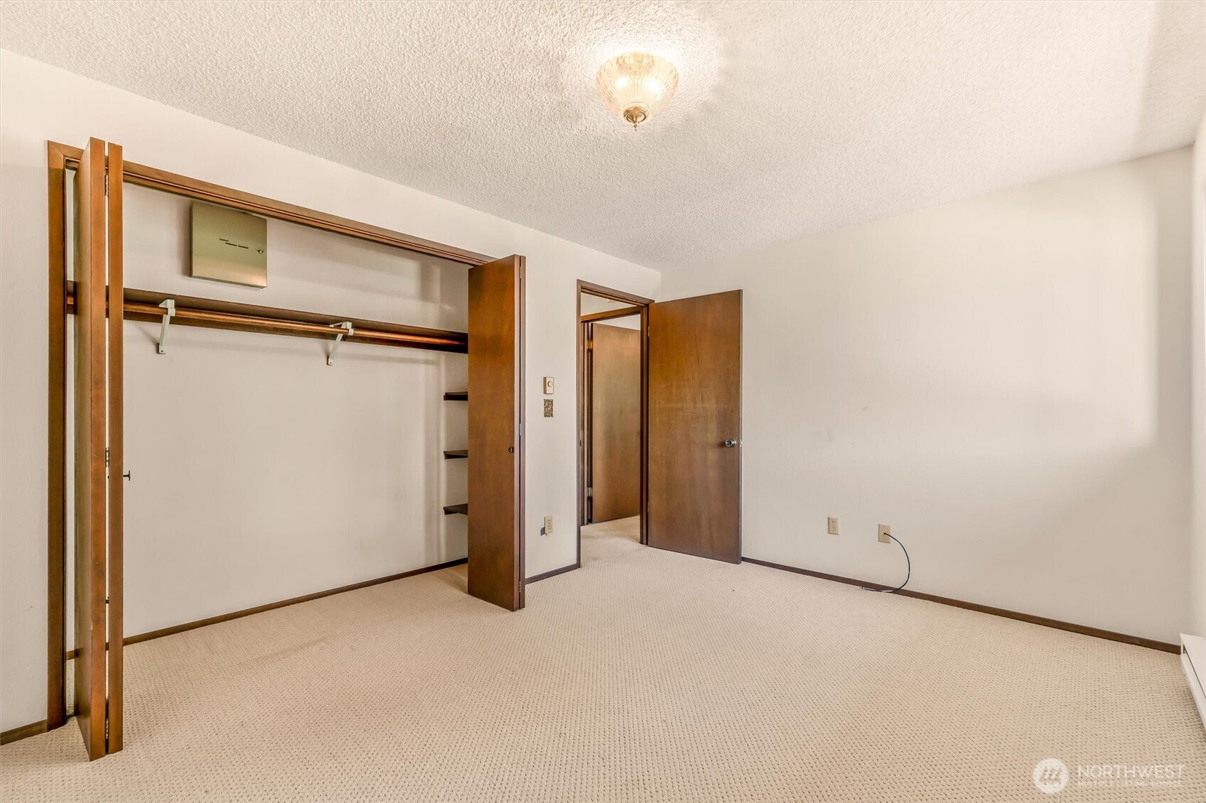 2418 Euclid Avenue 6 Property Photo 23