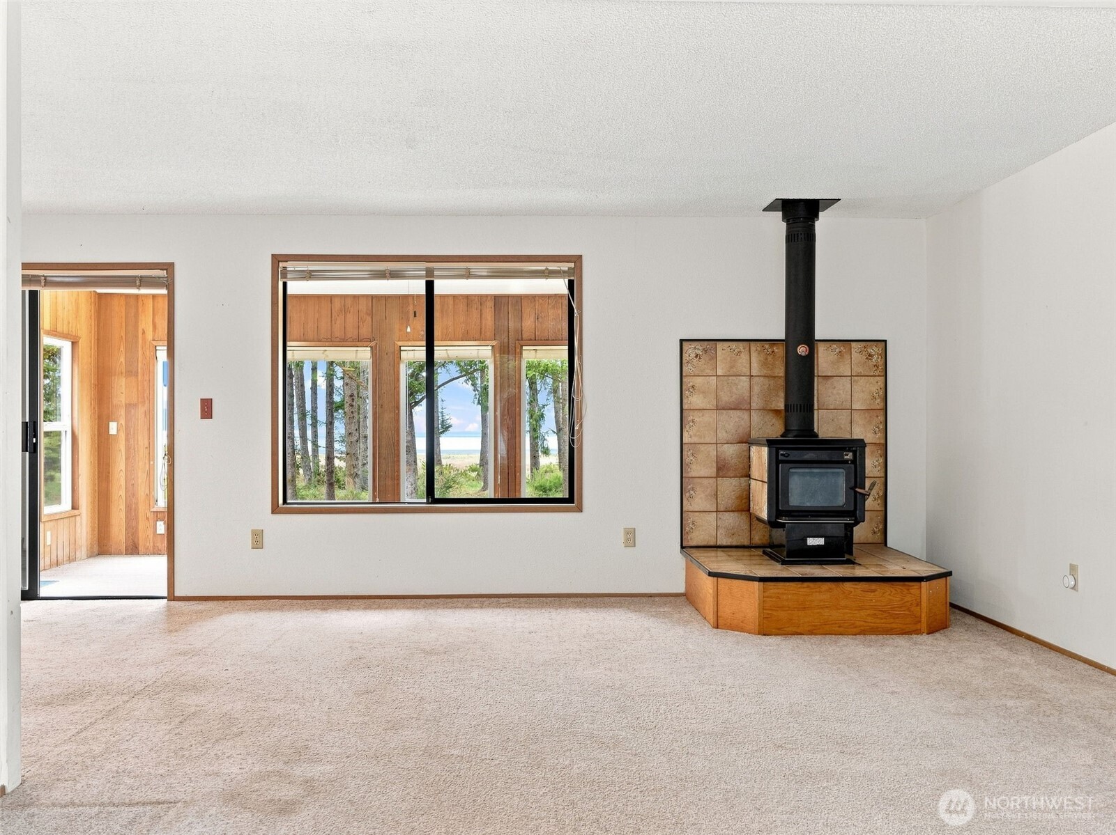 13706 Teal Lane Property Photo 7