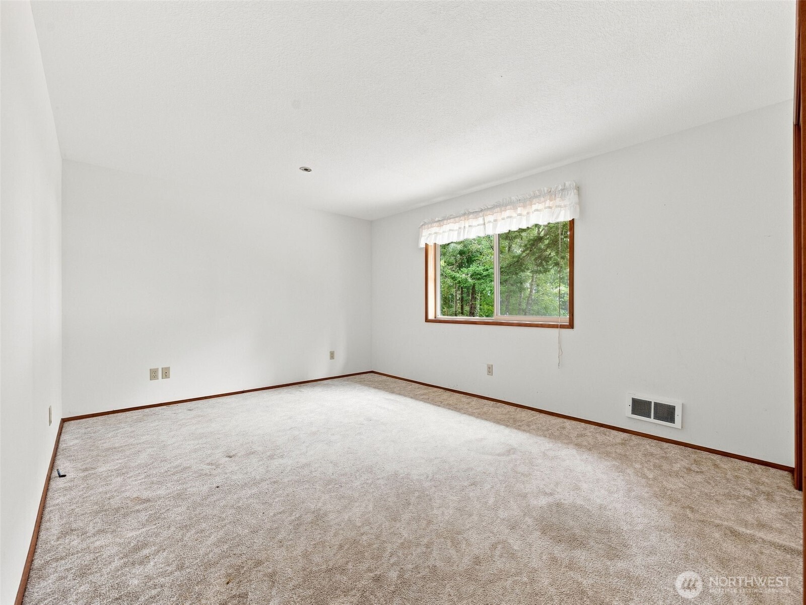 13706 Teal Lane Property Photo 25