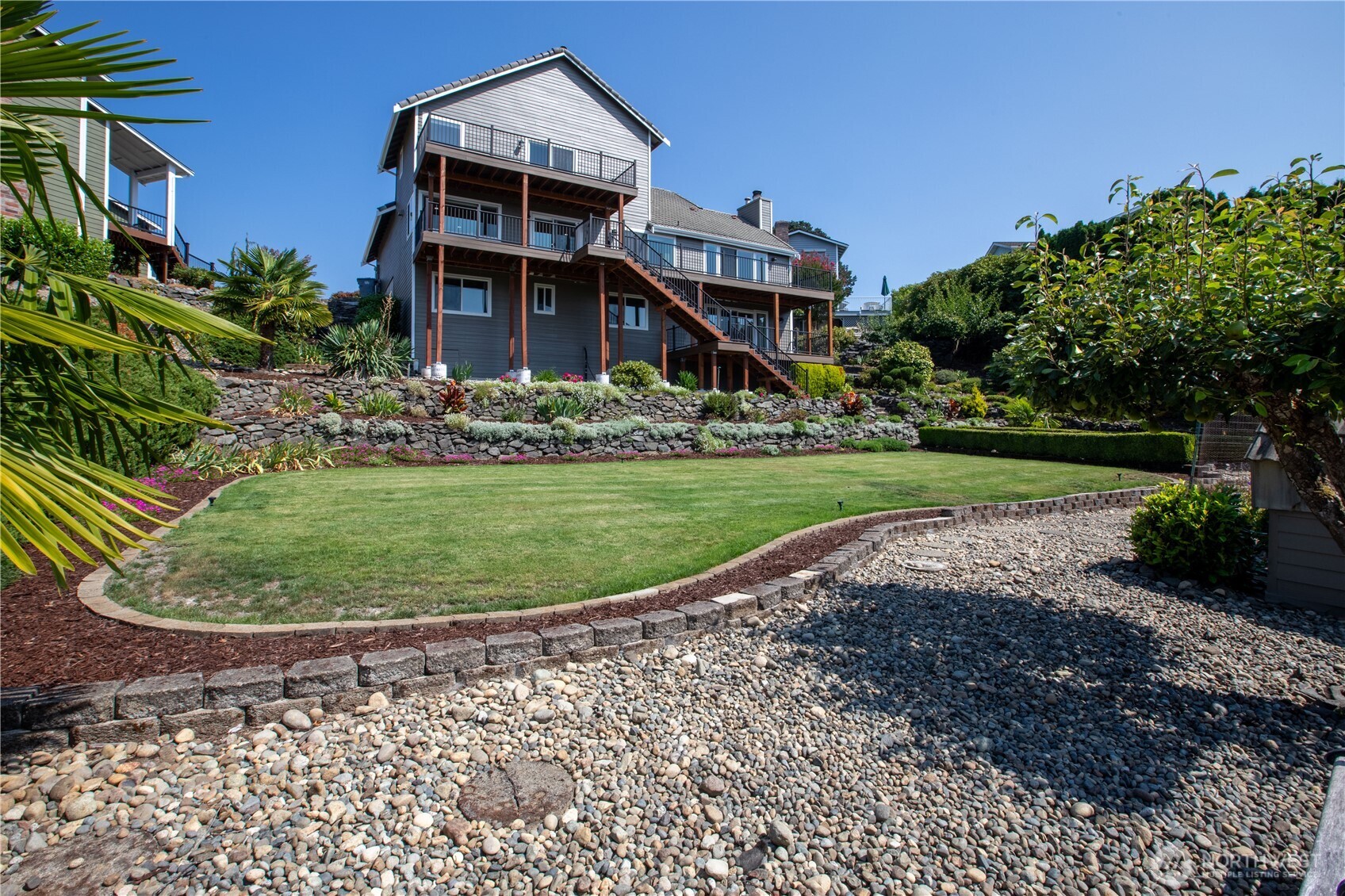10010 76th Street Property Photo 30