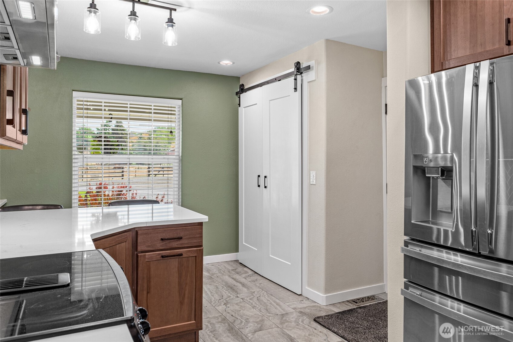 14434 Cottonwood Canyon Road Property Photo 14