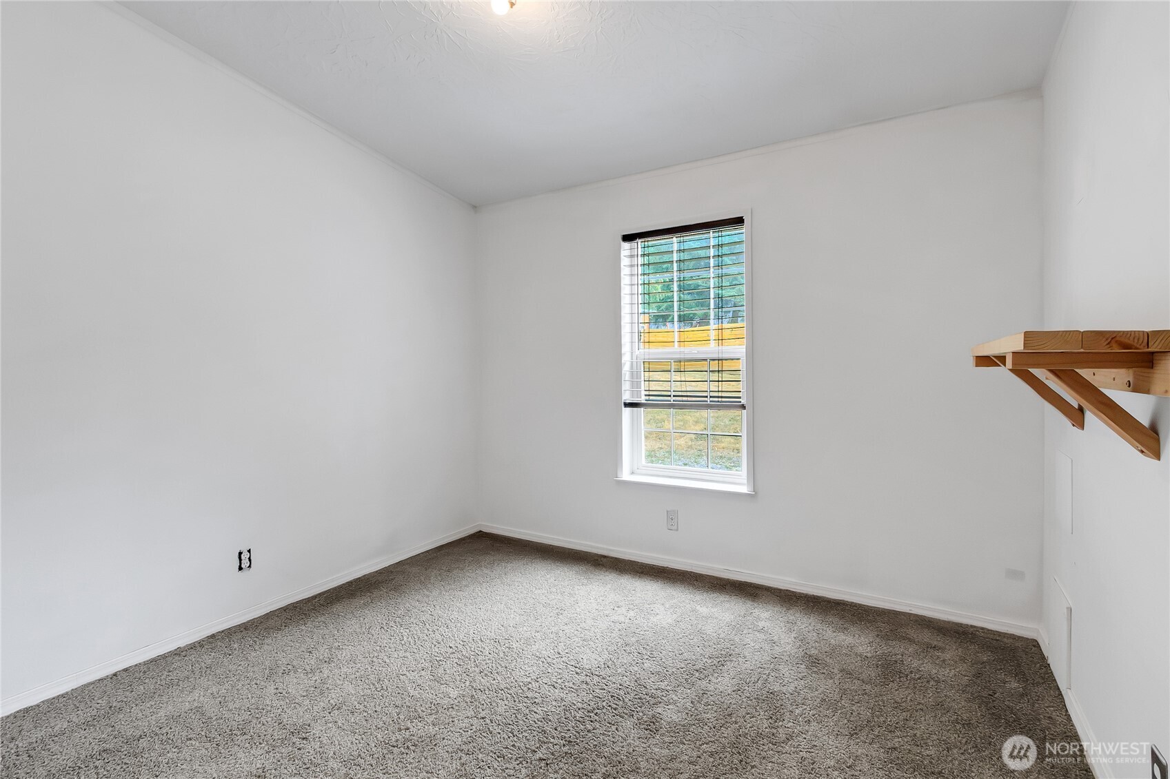 28205 73rd Ave E Property Photo 15