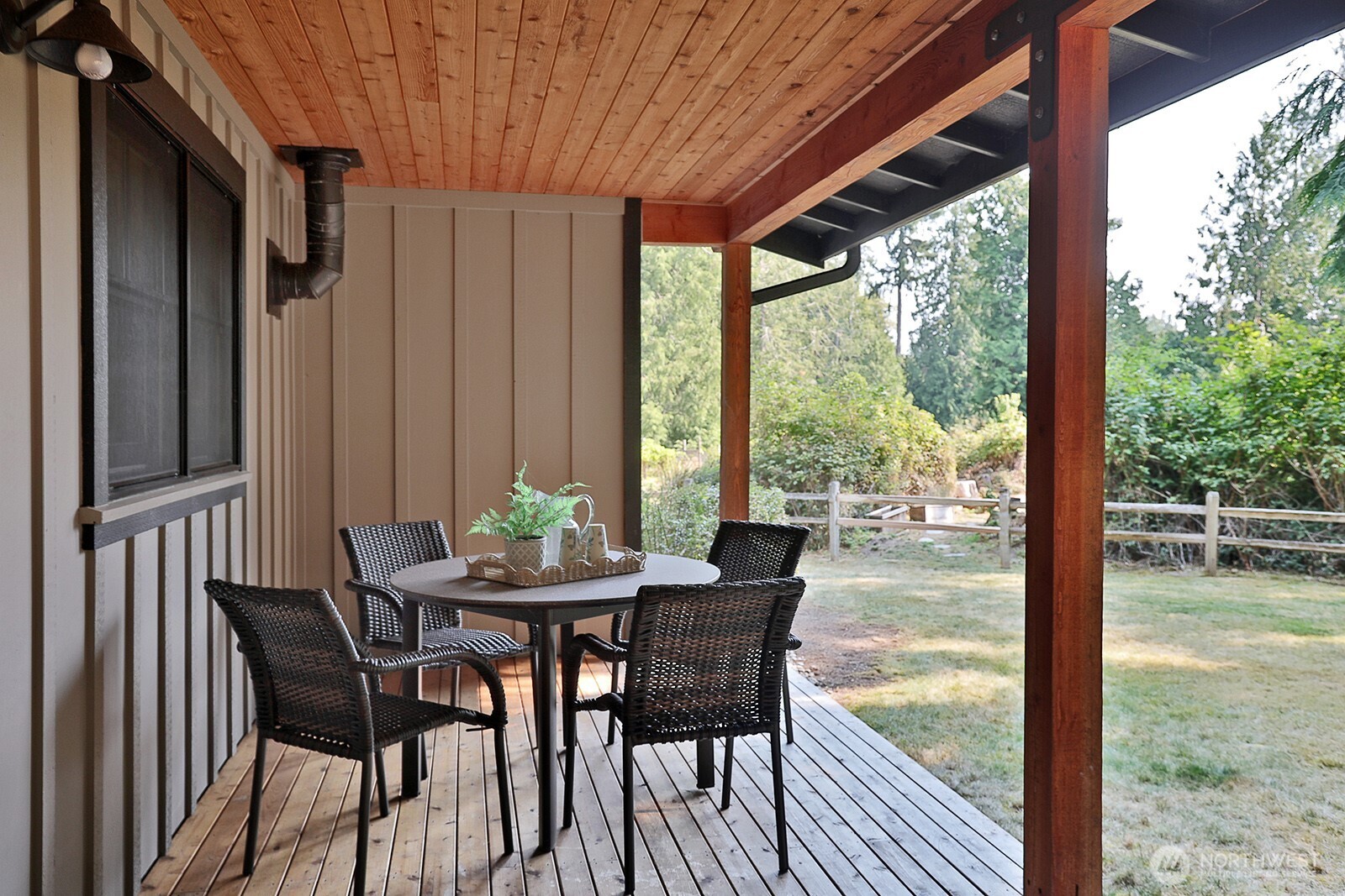 1052 Woodside Lane Property Photo 29