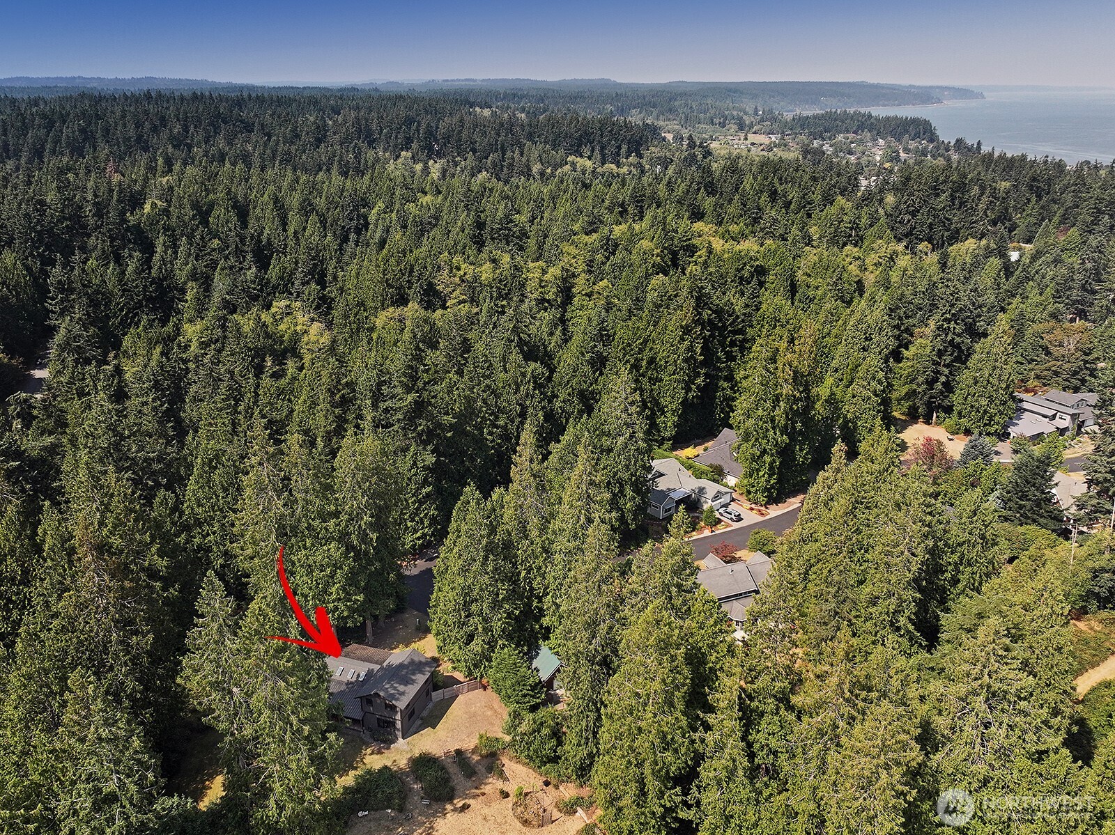 1052 Woodside Lane Property Photo 37