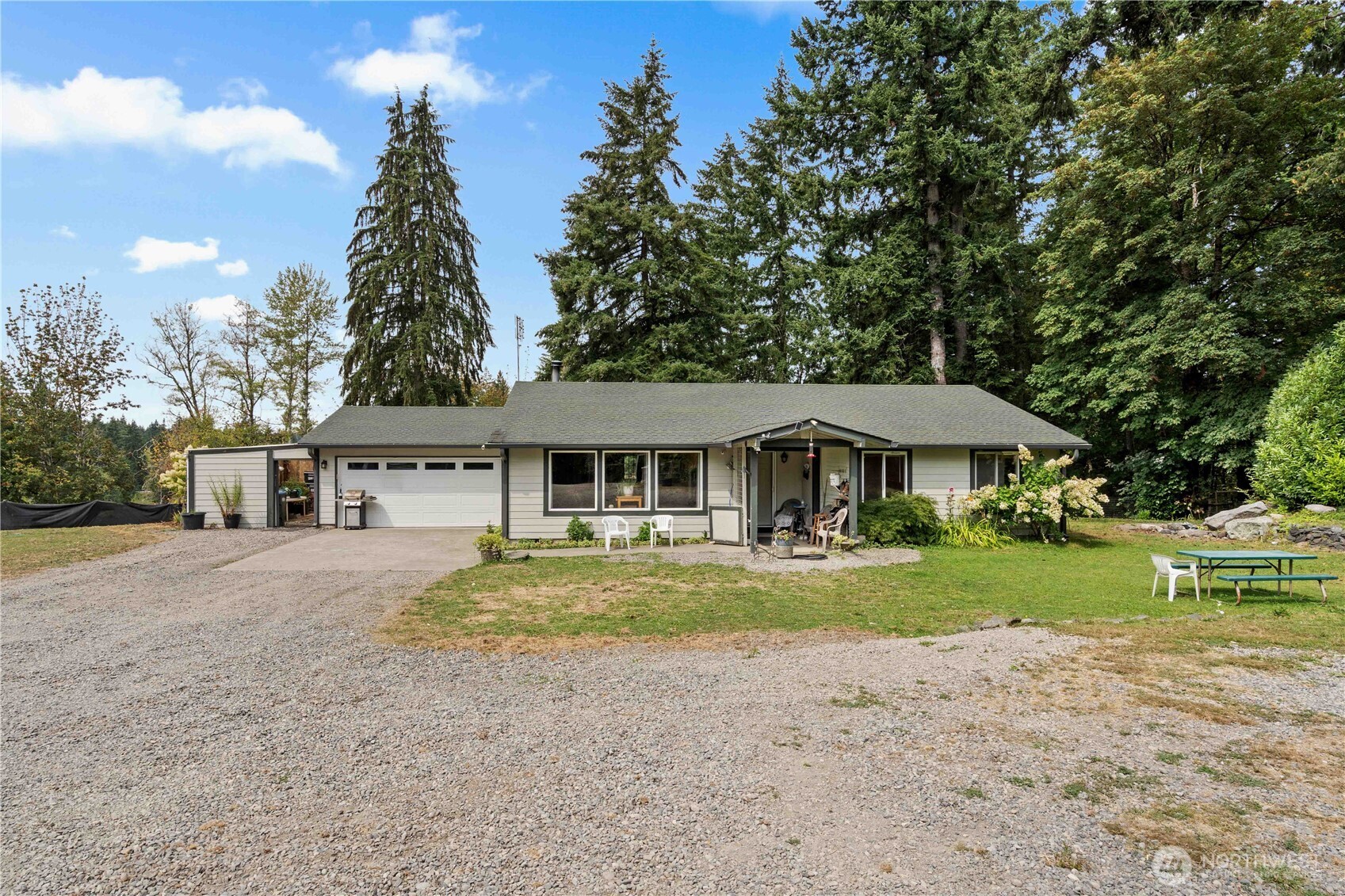 444 143rd Avenue Property Photo 6