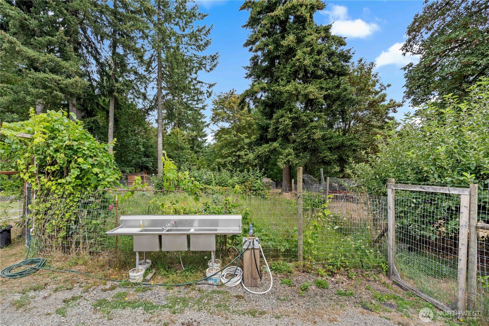 444 143rd Avenue Property Photo 26
