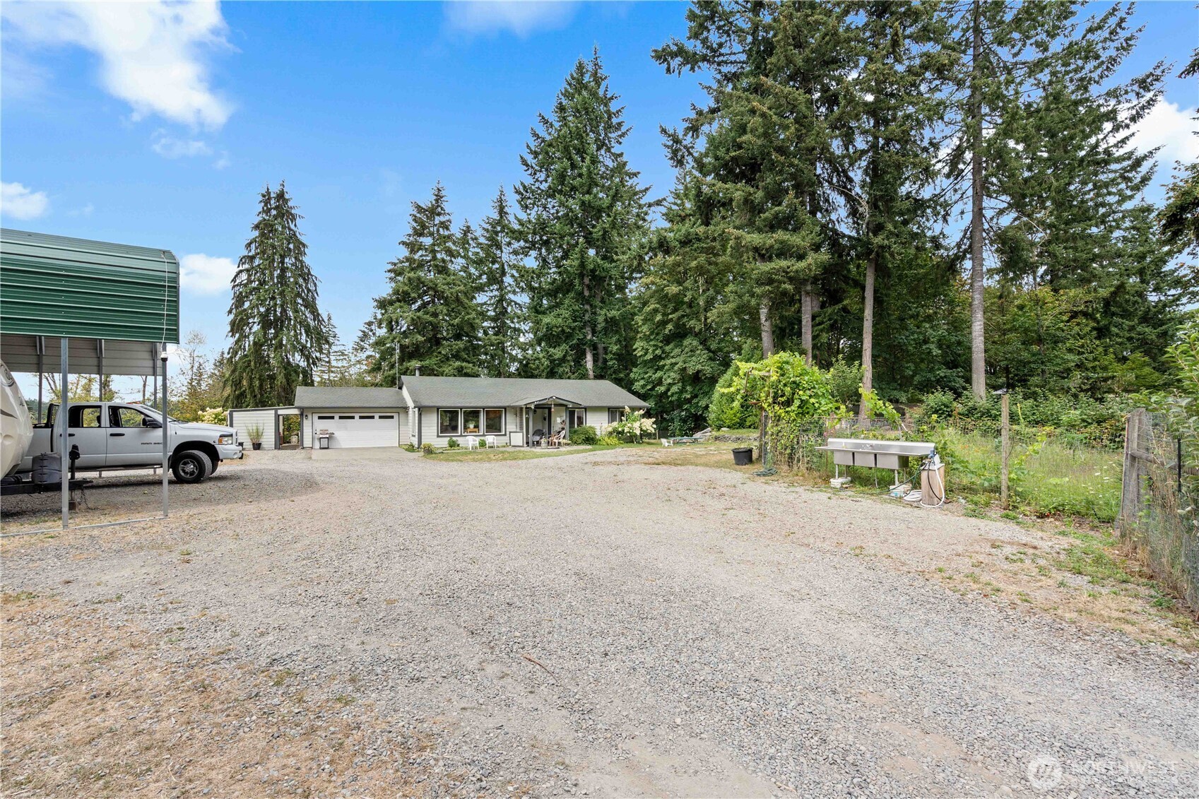 444 143rd Avenue Property Photo 28
