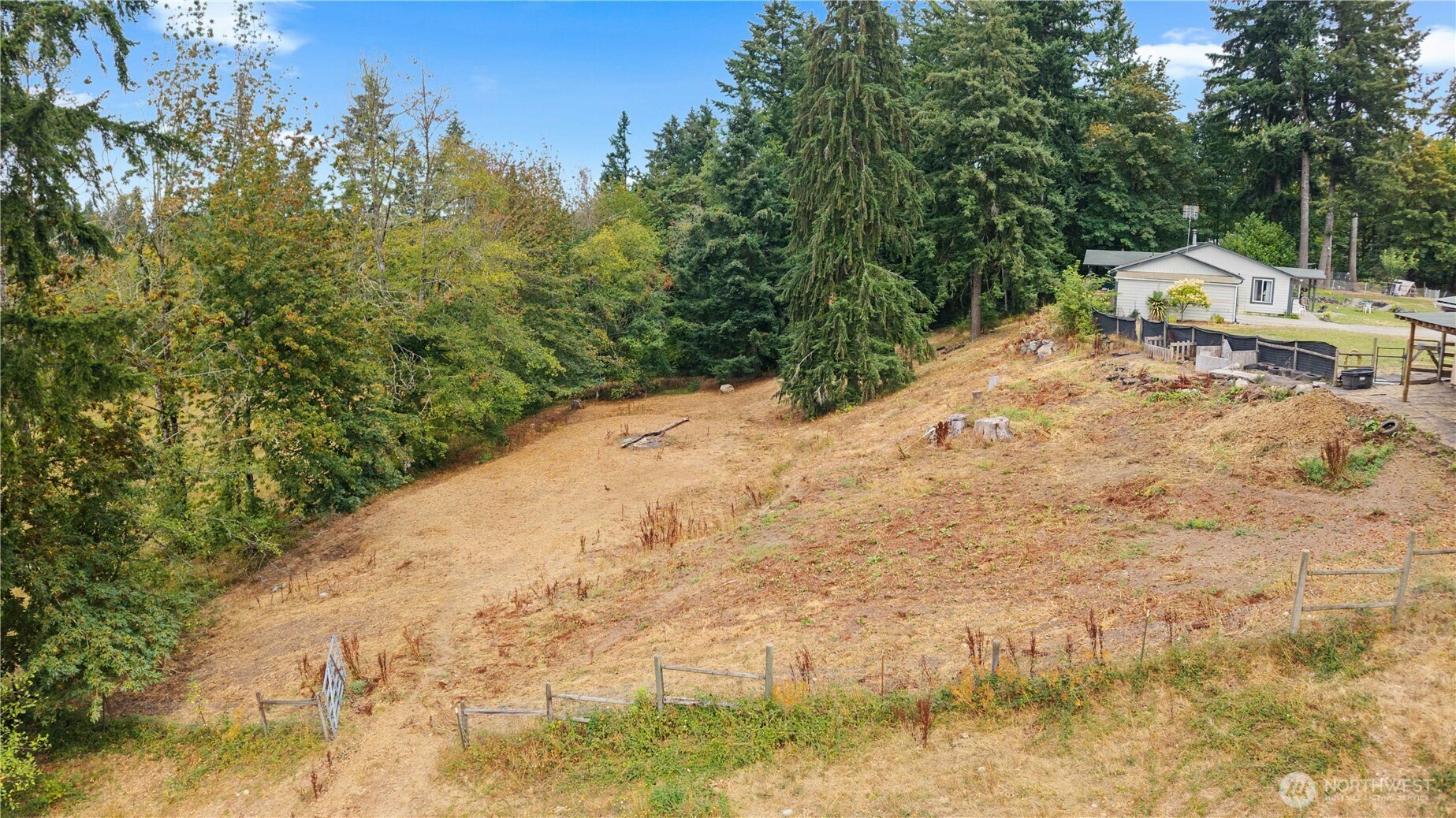 444 143rd Avenue Property Photo 36