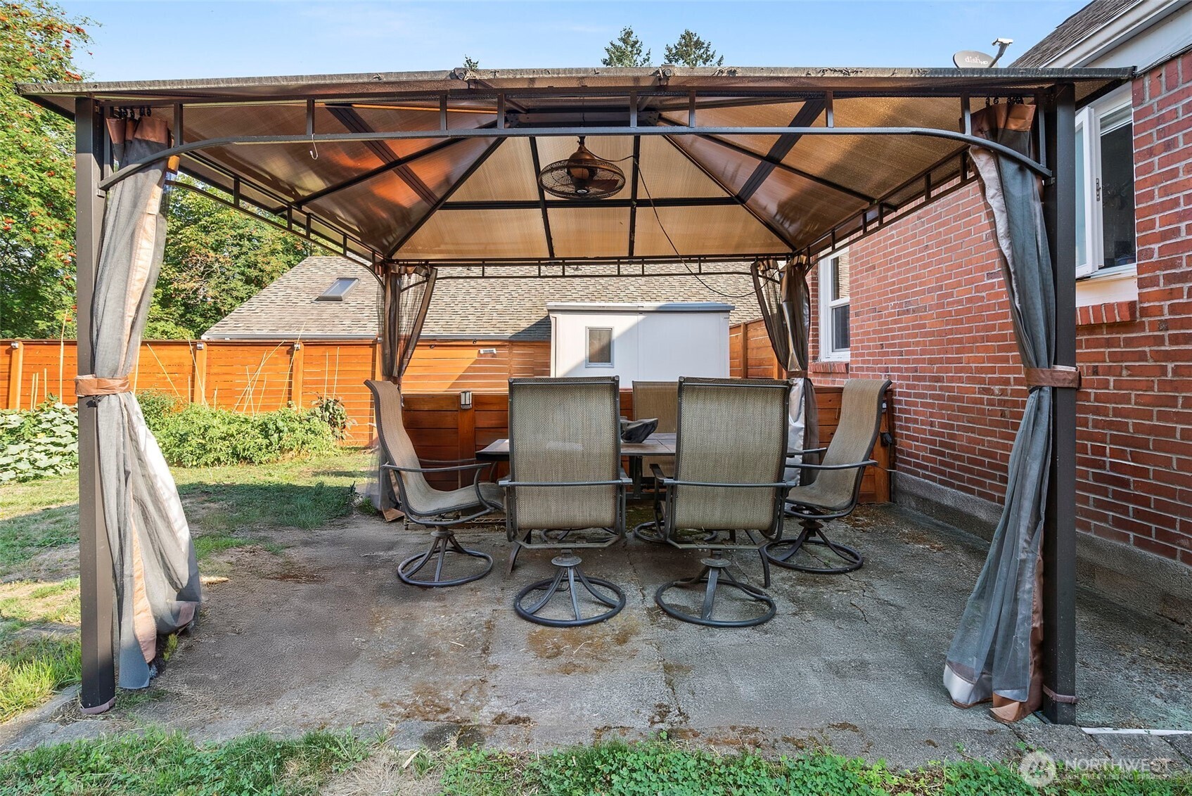 214 Summit Avenue Property Photo 18
