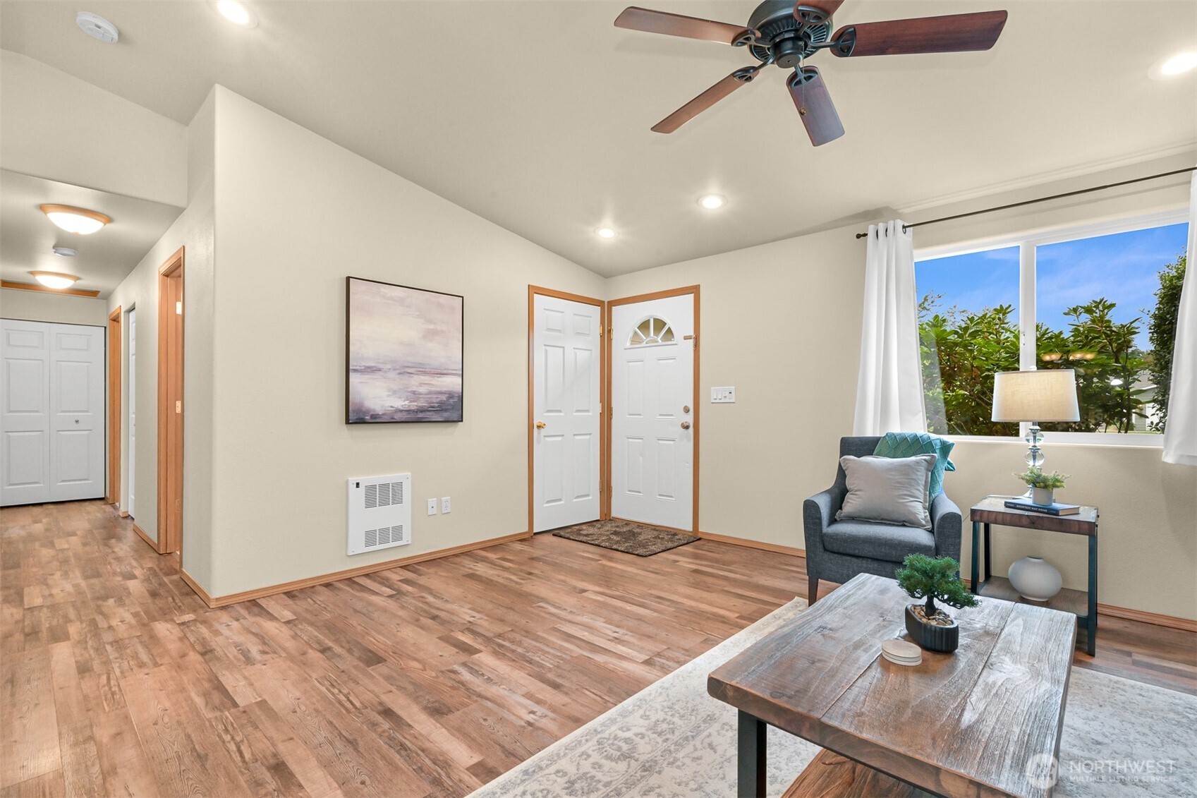 8414 14th Place Property Photo 6