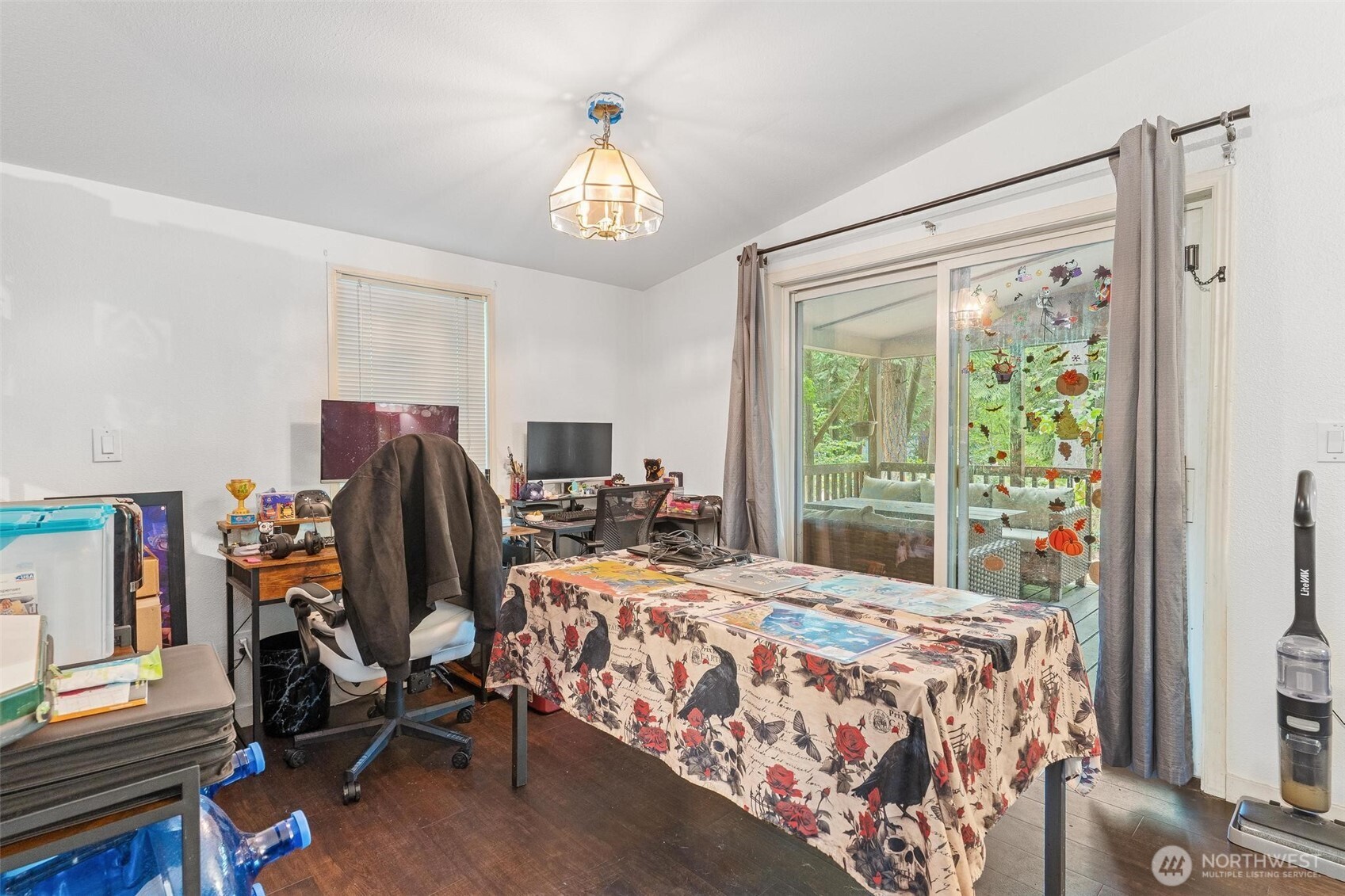 42096 Cedar Street Property Photo 14
