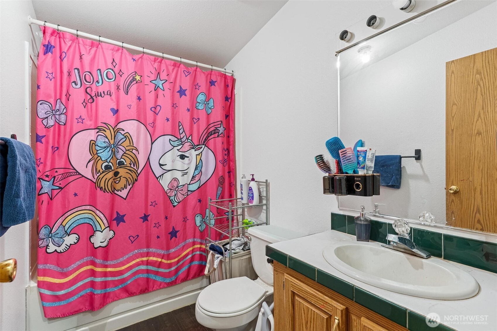 42096 Cedar Street Property Photo 16