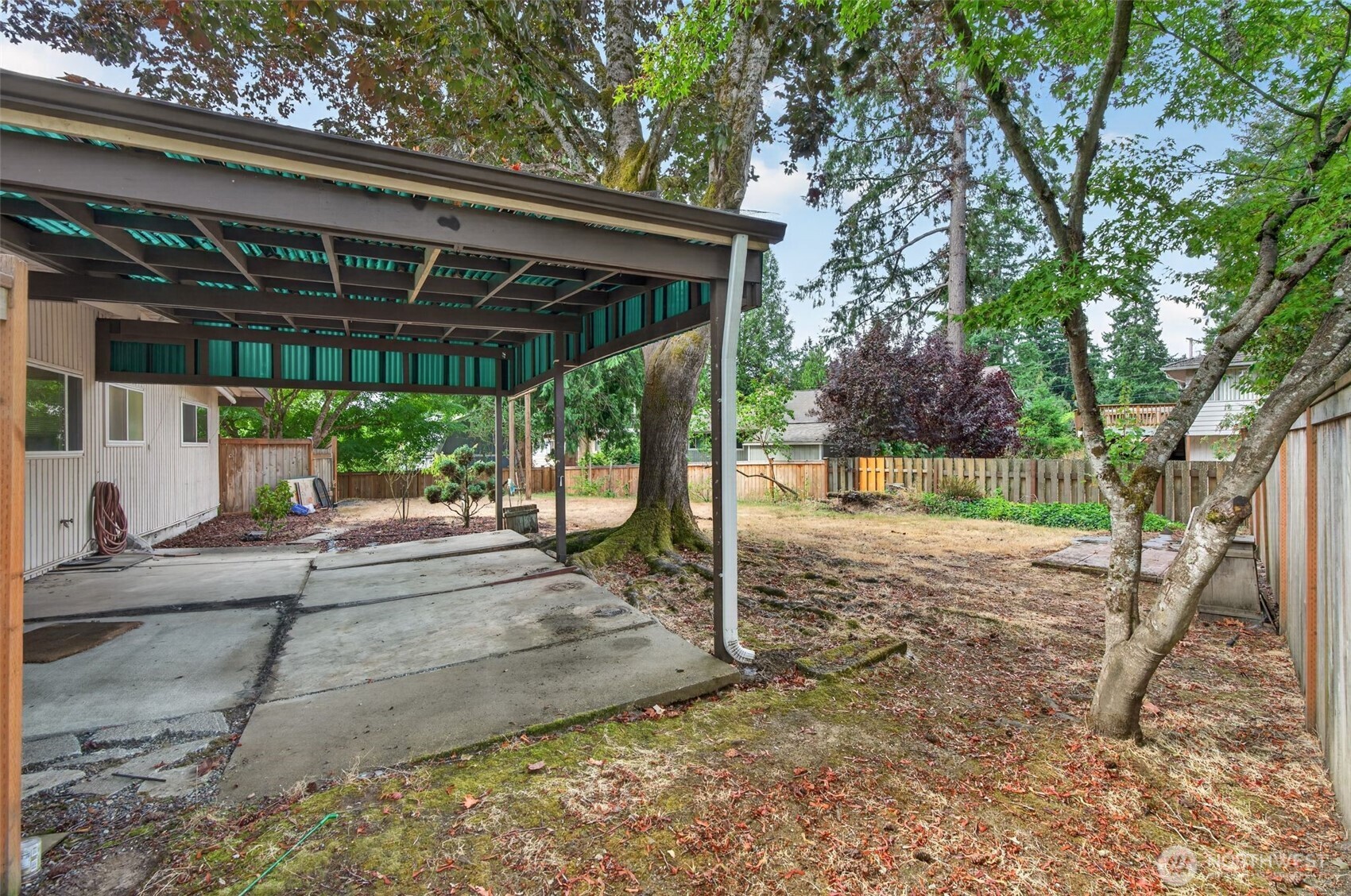 609 168th Avenue Property Photo 7