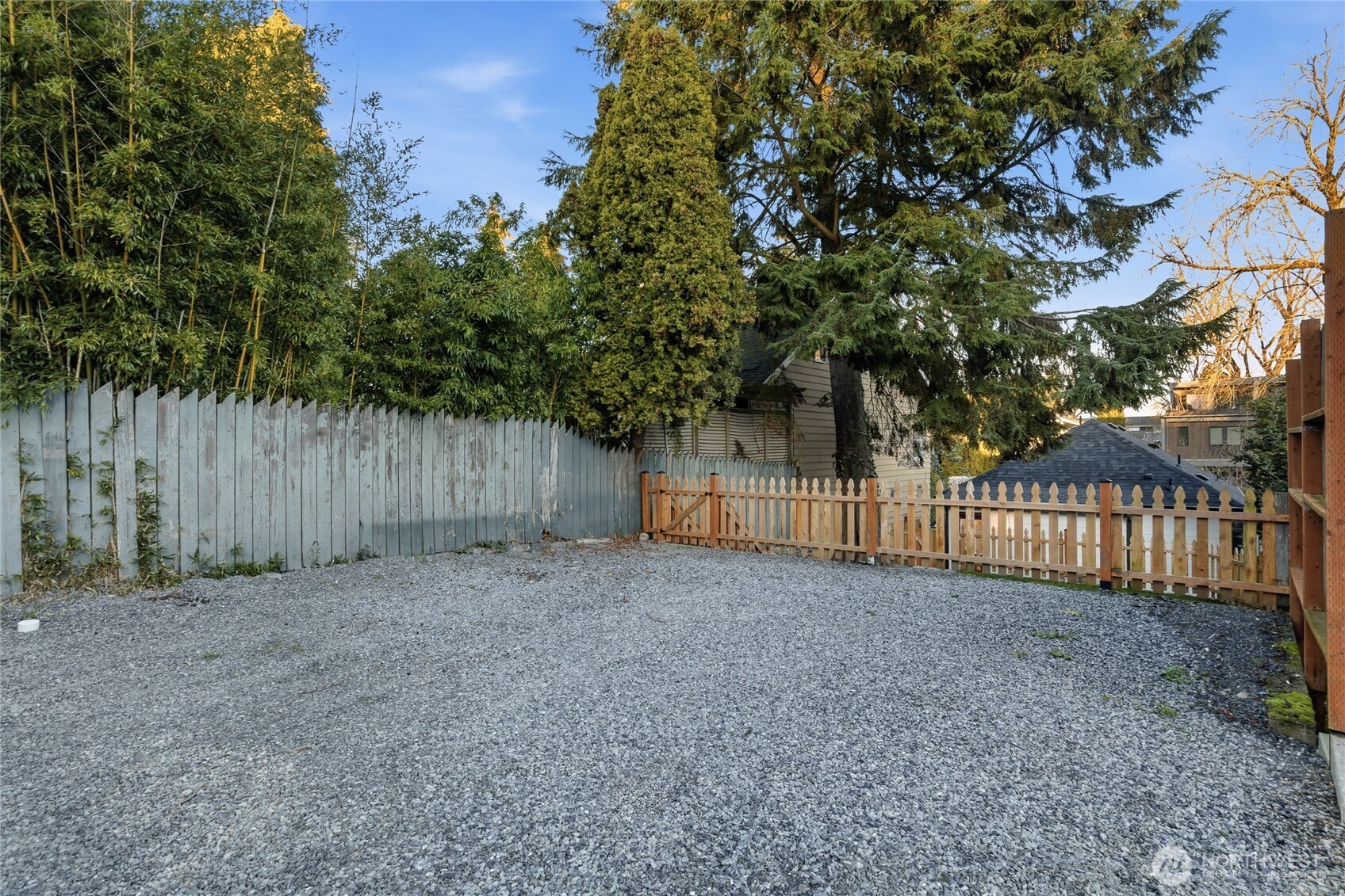 1927 42nd Avenue Property Photo 6