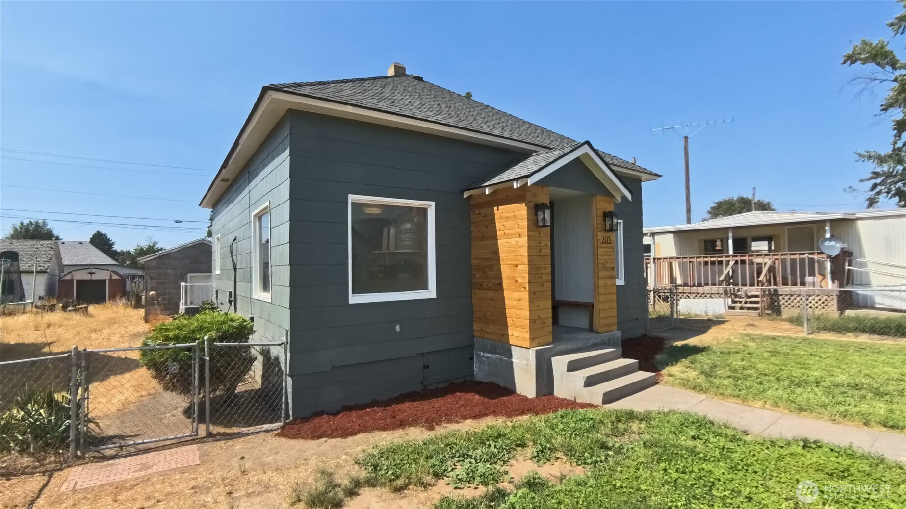 205 E Broadway Street