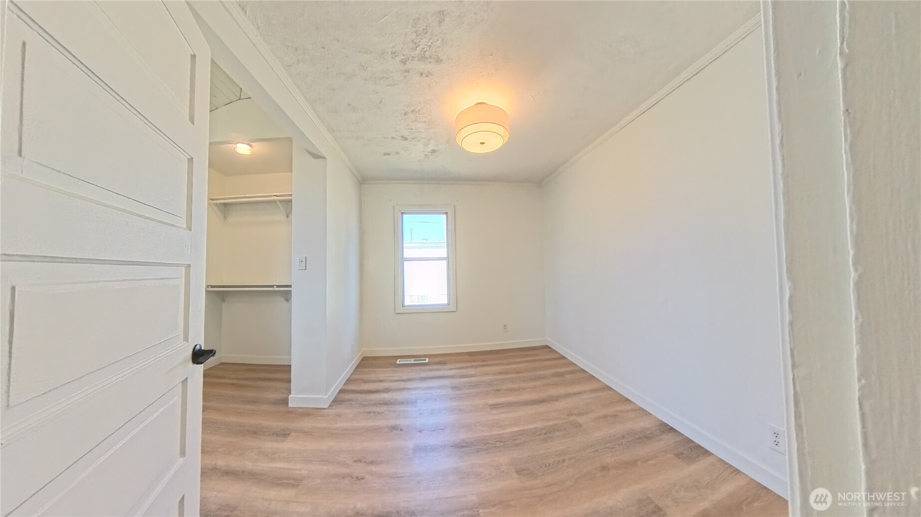 205 E Broadway Street Property Photo 24