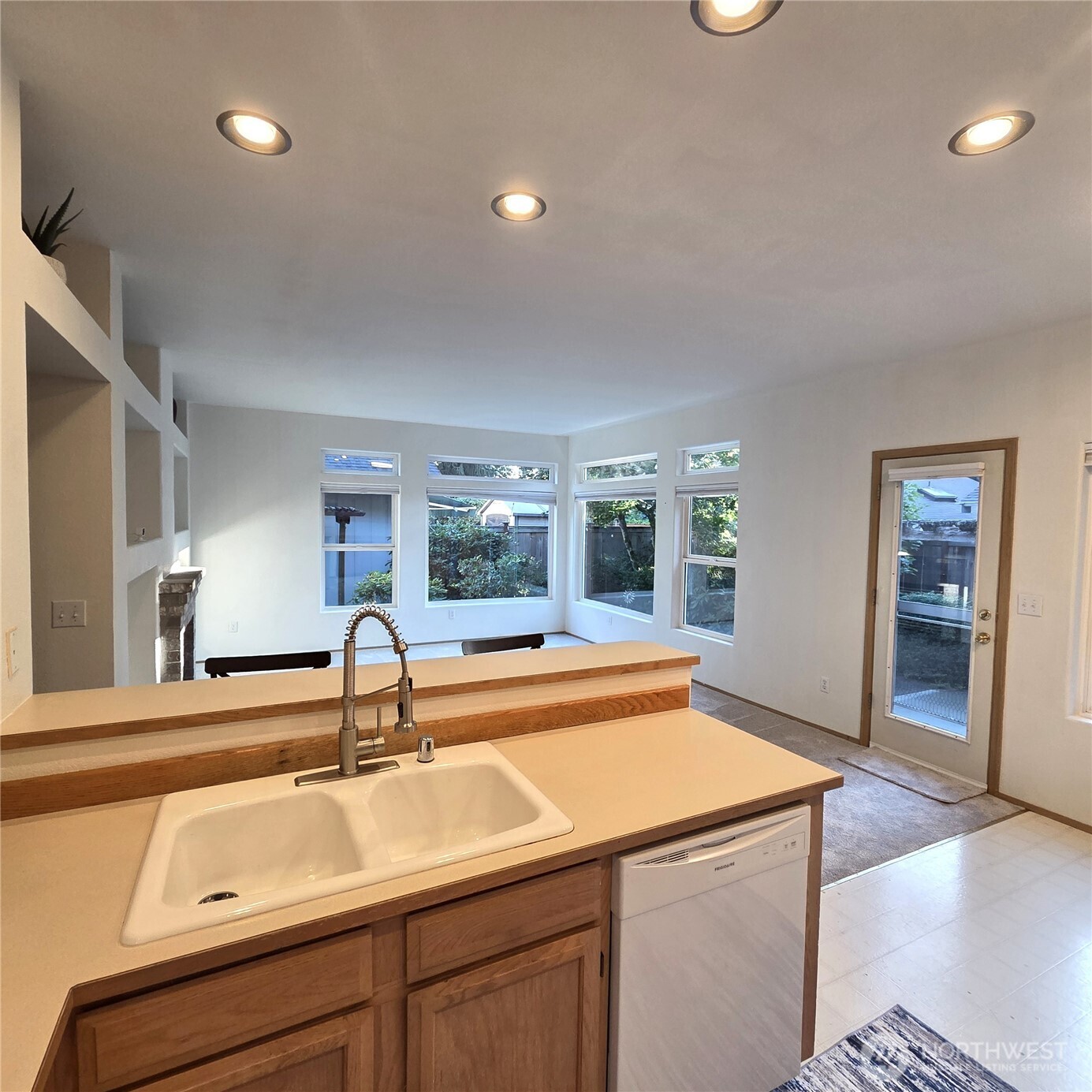 6039 Bryanston Lane Property Photo 10