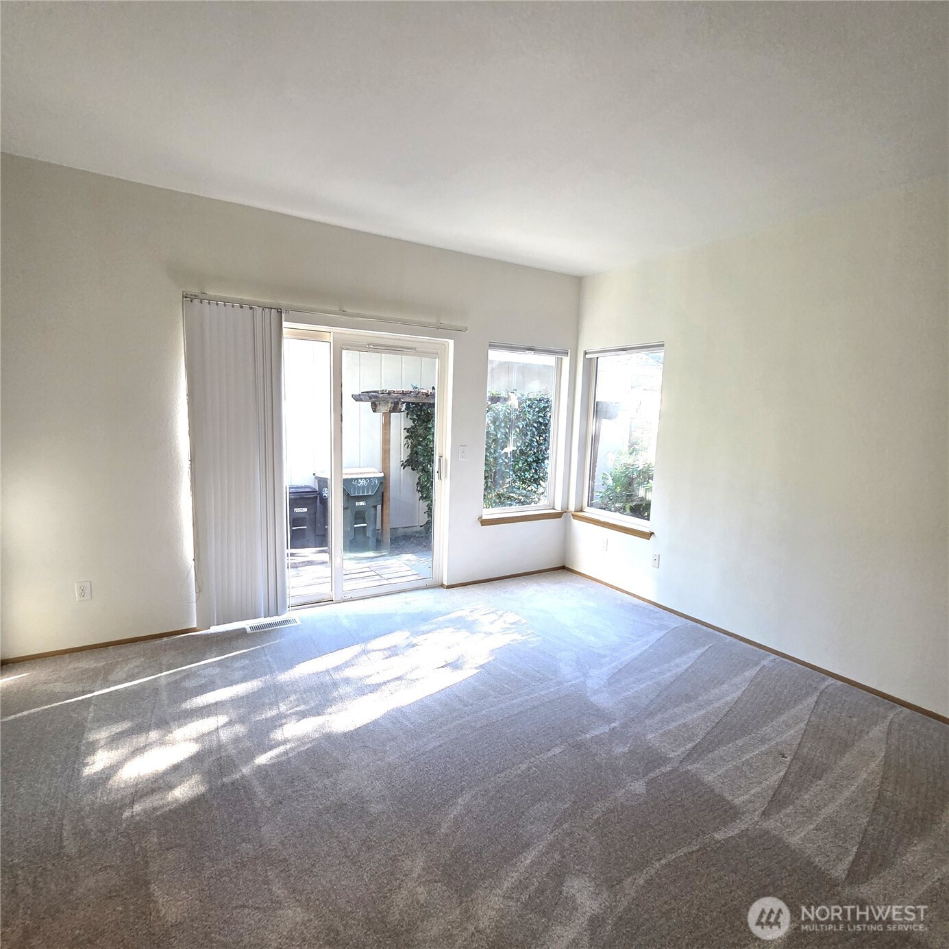 6039 Bryanston Lane Property Photo 16