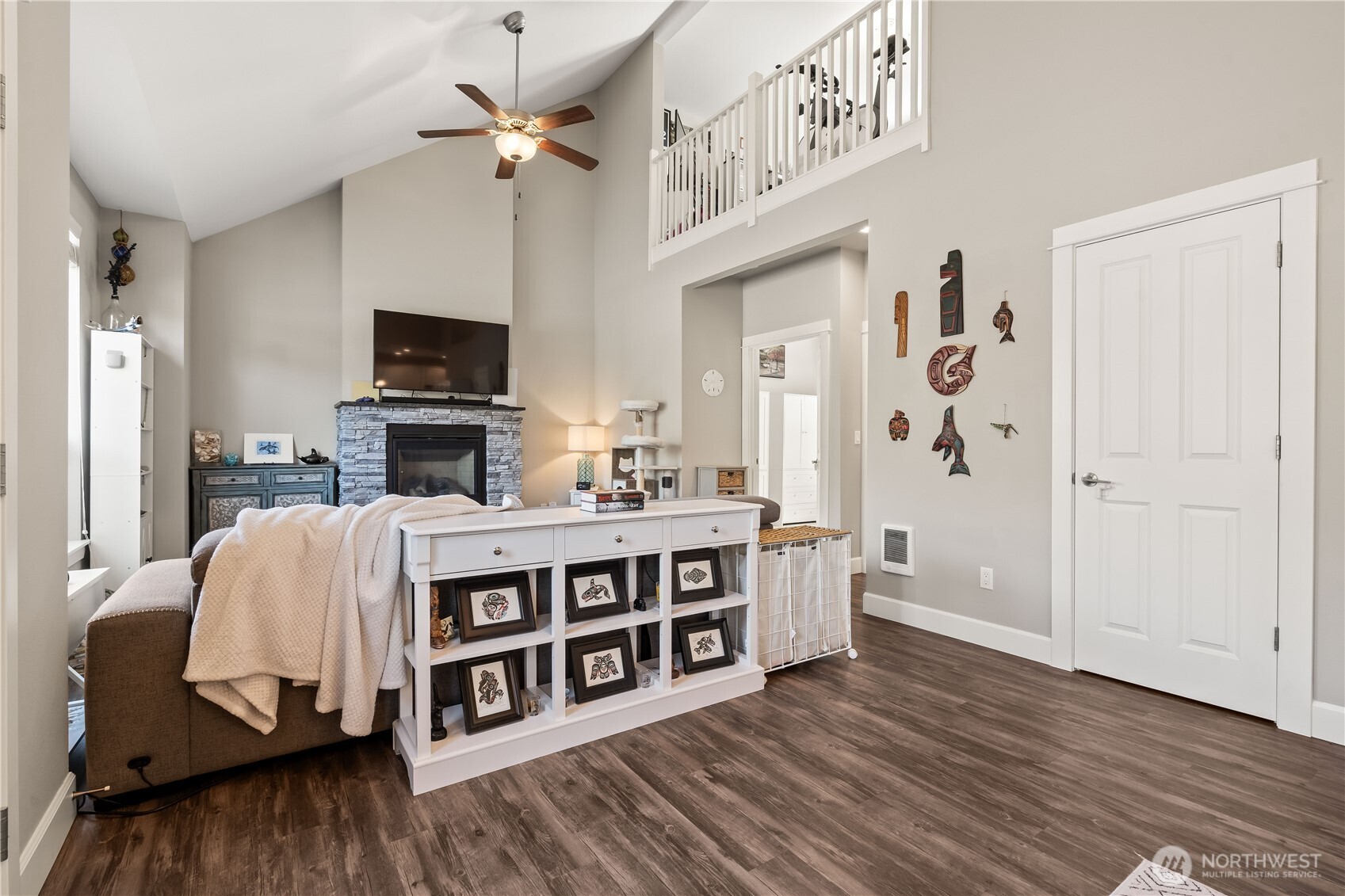 4720 Tidal Way 102 Property Photo 7