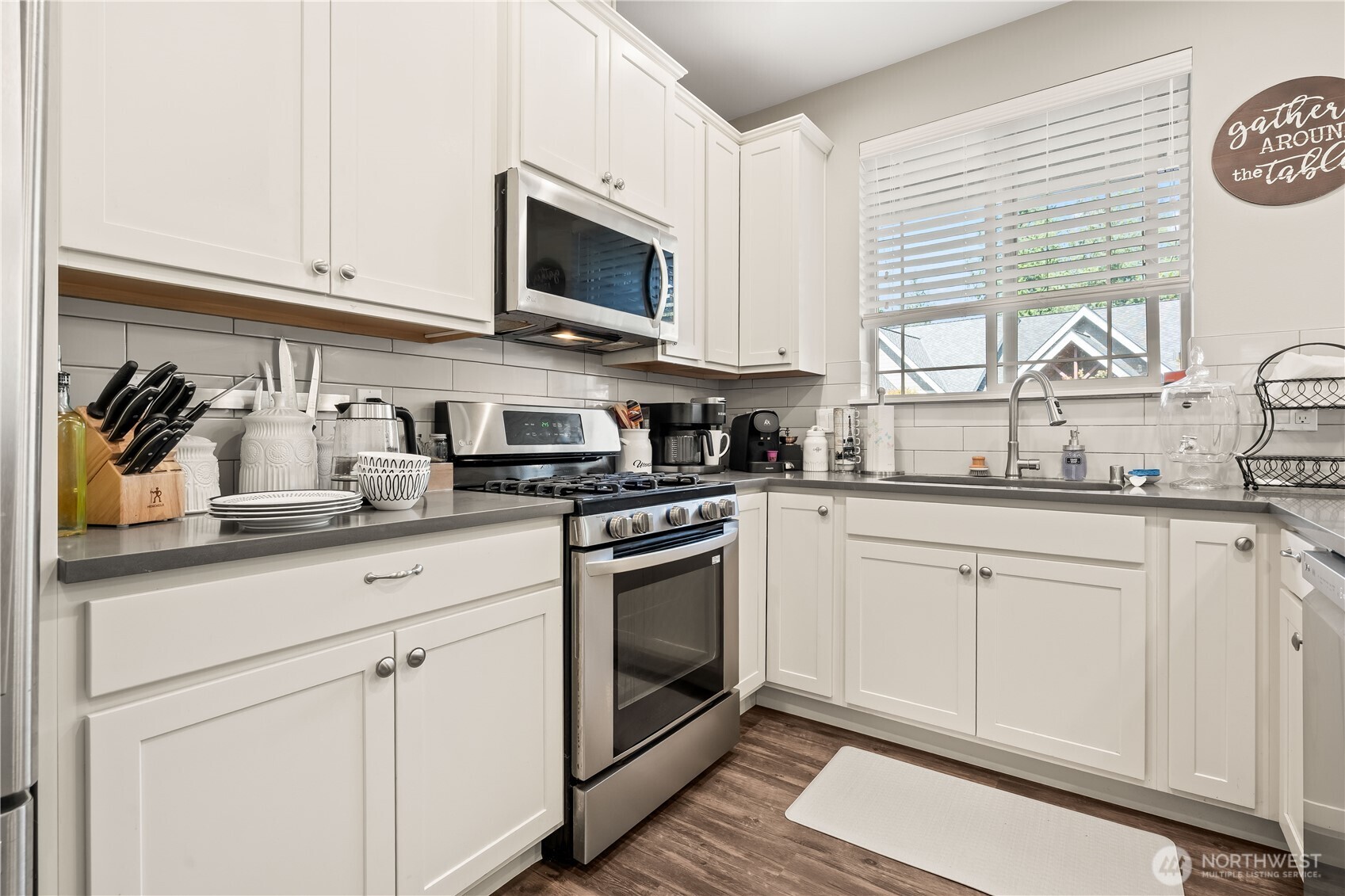 4720 Tidal Way 102 Property Photo 11