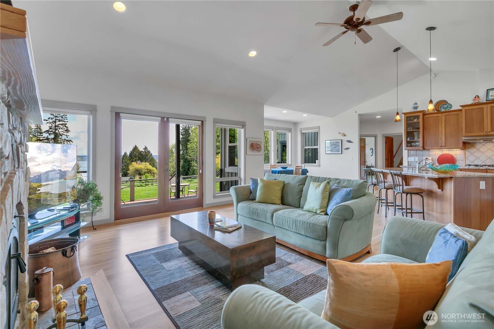 23506 Seatter Road Property Photo 10