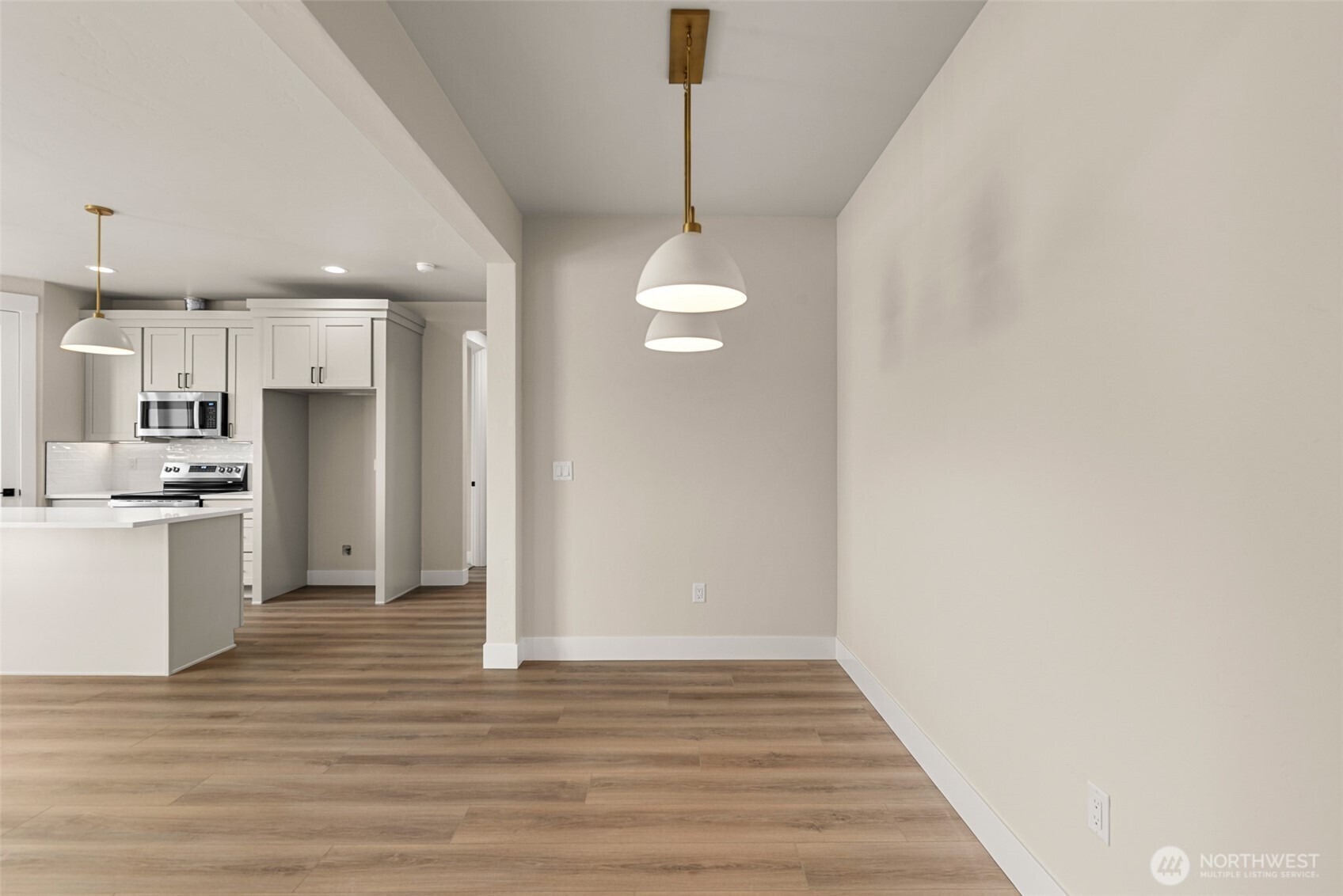 545 S Perry Avenue Property Photo 22