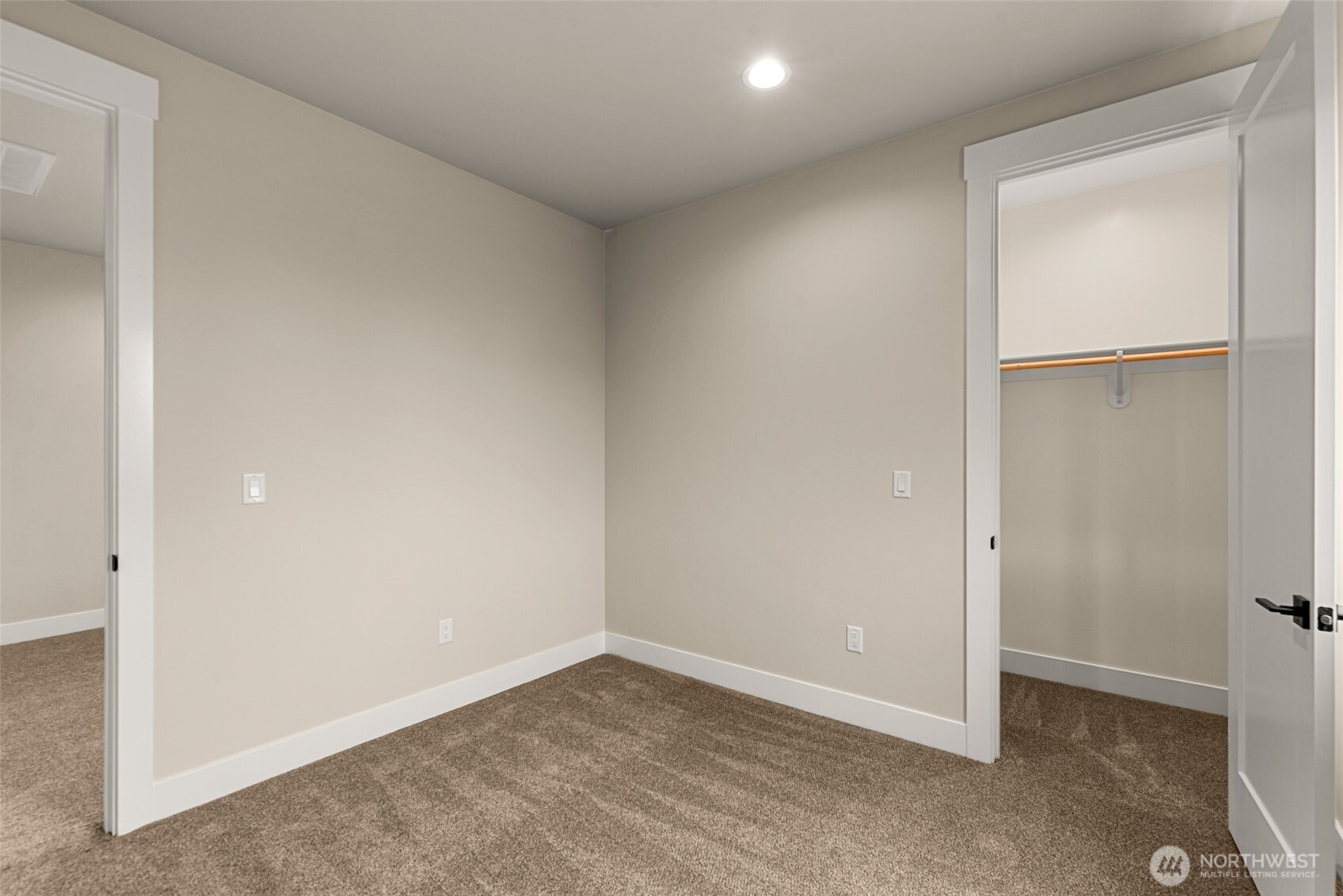 545 S Perry Avenue Property Photo 29