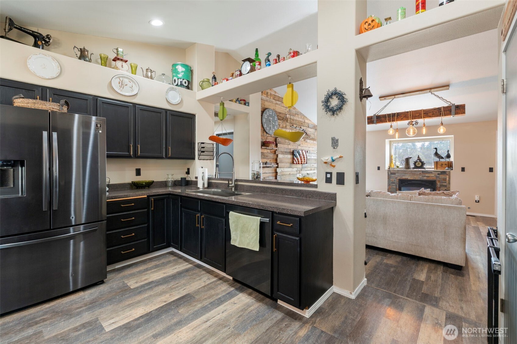 2708 180th Street Property Photo 5